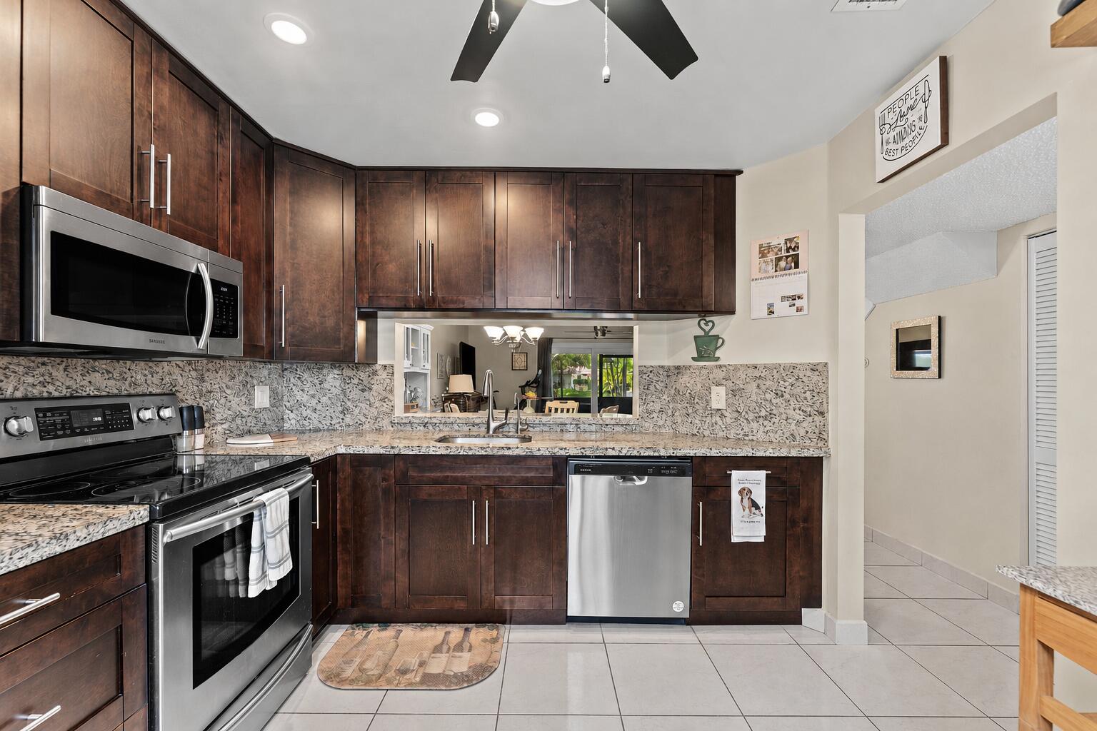 6351 Walk Circle Property Photo 4