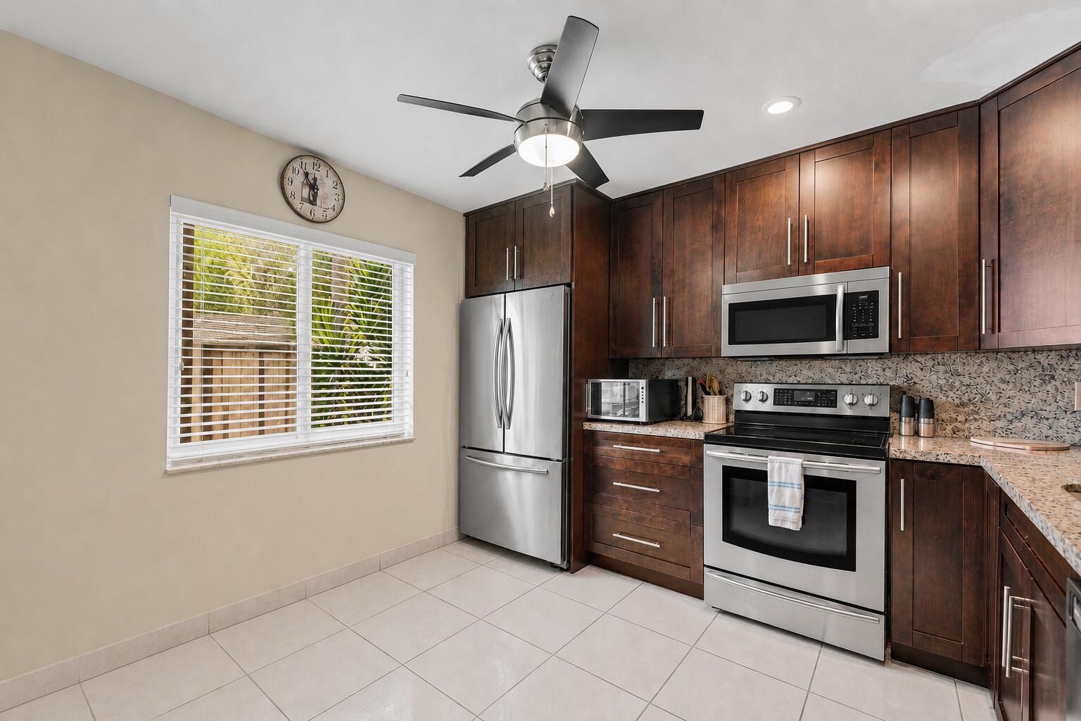 6351 Walk Circle Property Photo 6