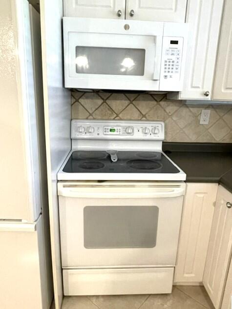 1080 North Drive B Property Photo 8