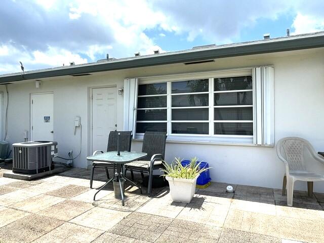 1080 North Drive B Property Photo 28