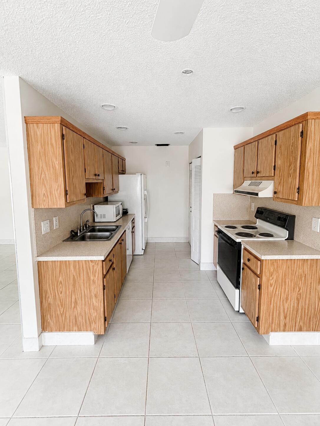 3319 Americo Drive Property Photo 20
