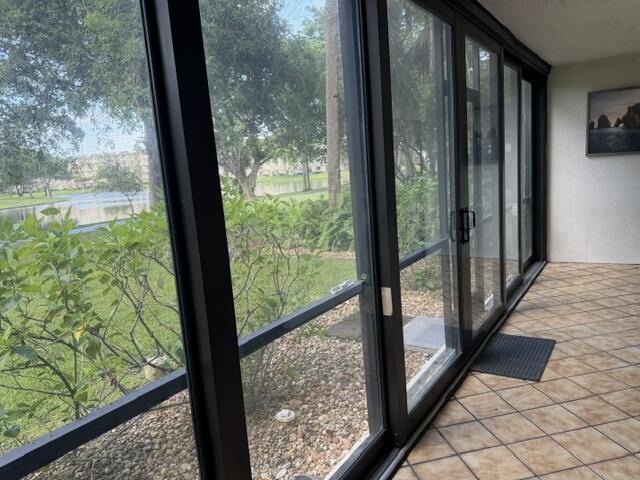 2209 S Cypress Bend Drive 104 Property Photo 18