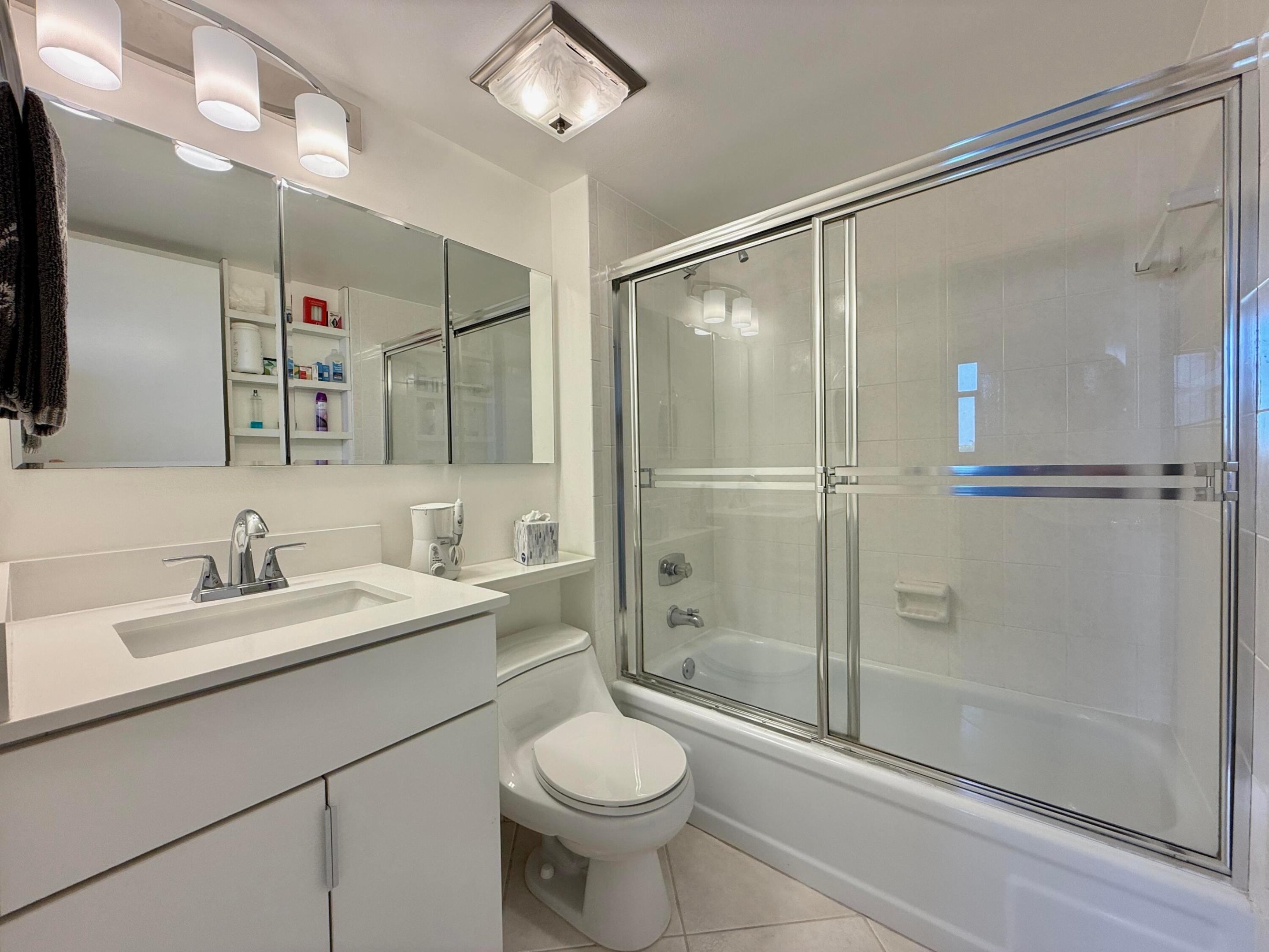 102 Royal Pk Drive 4c Property Photo 25