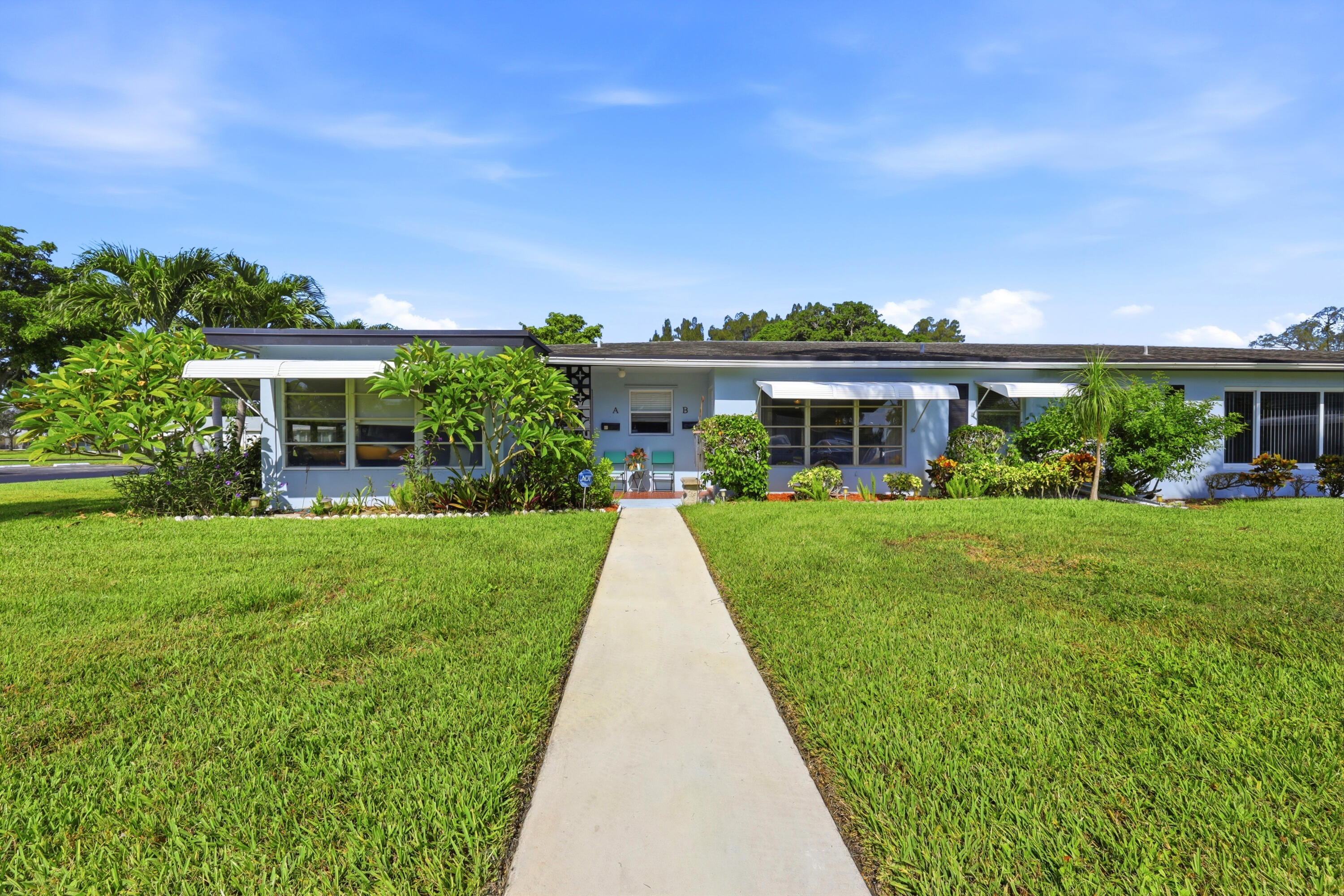 415 High Point Boulevard B Property Photo 1