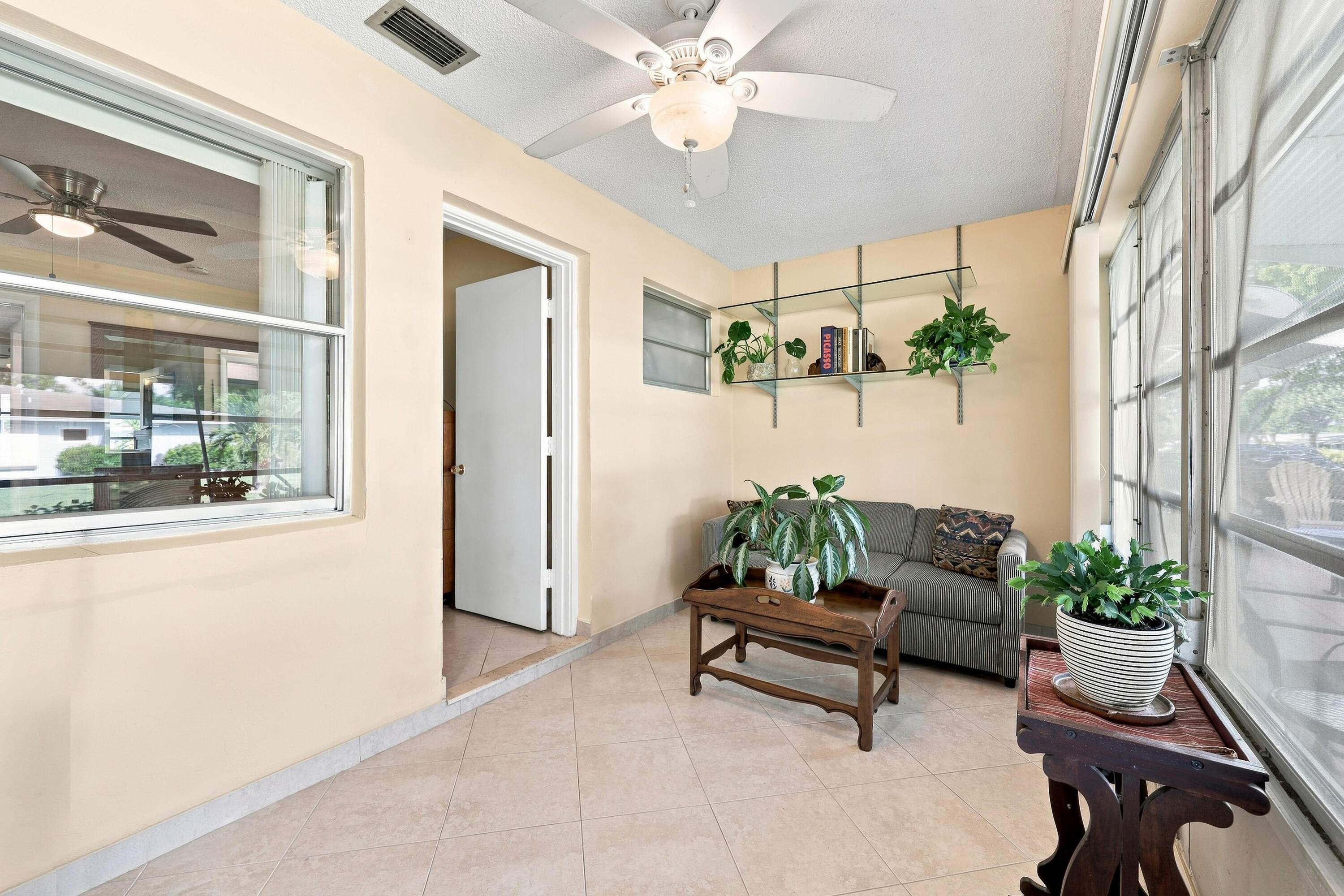 415 High Point Boulevard B Property Photo 22