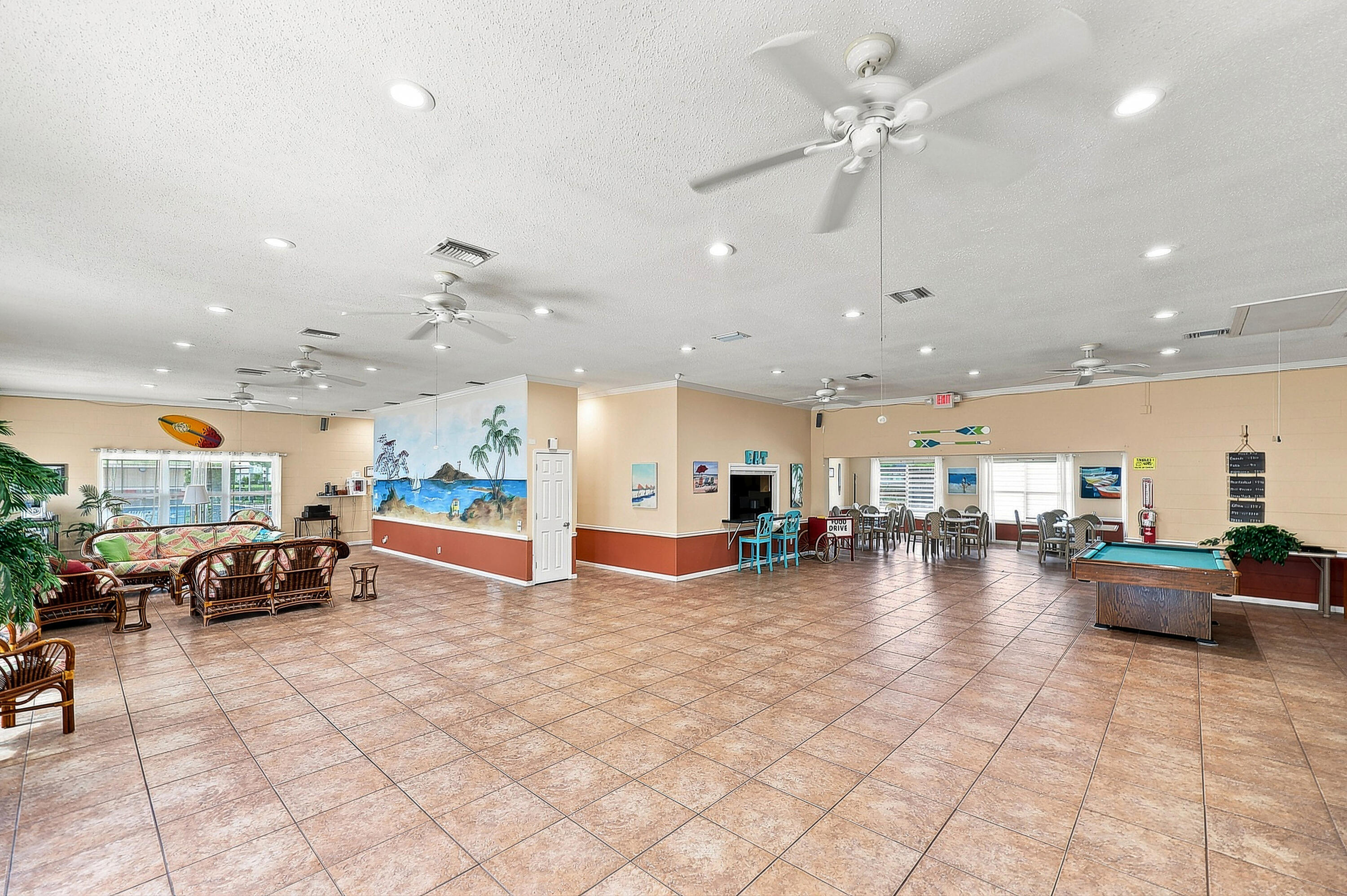 415 High Point Boulevard B Property Photo 31