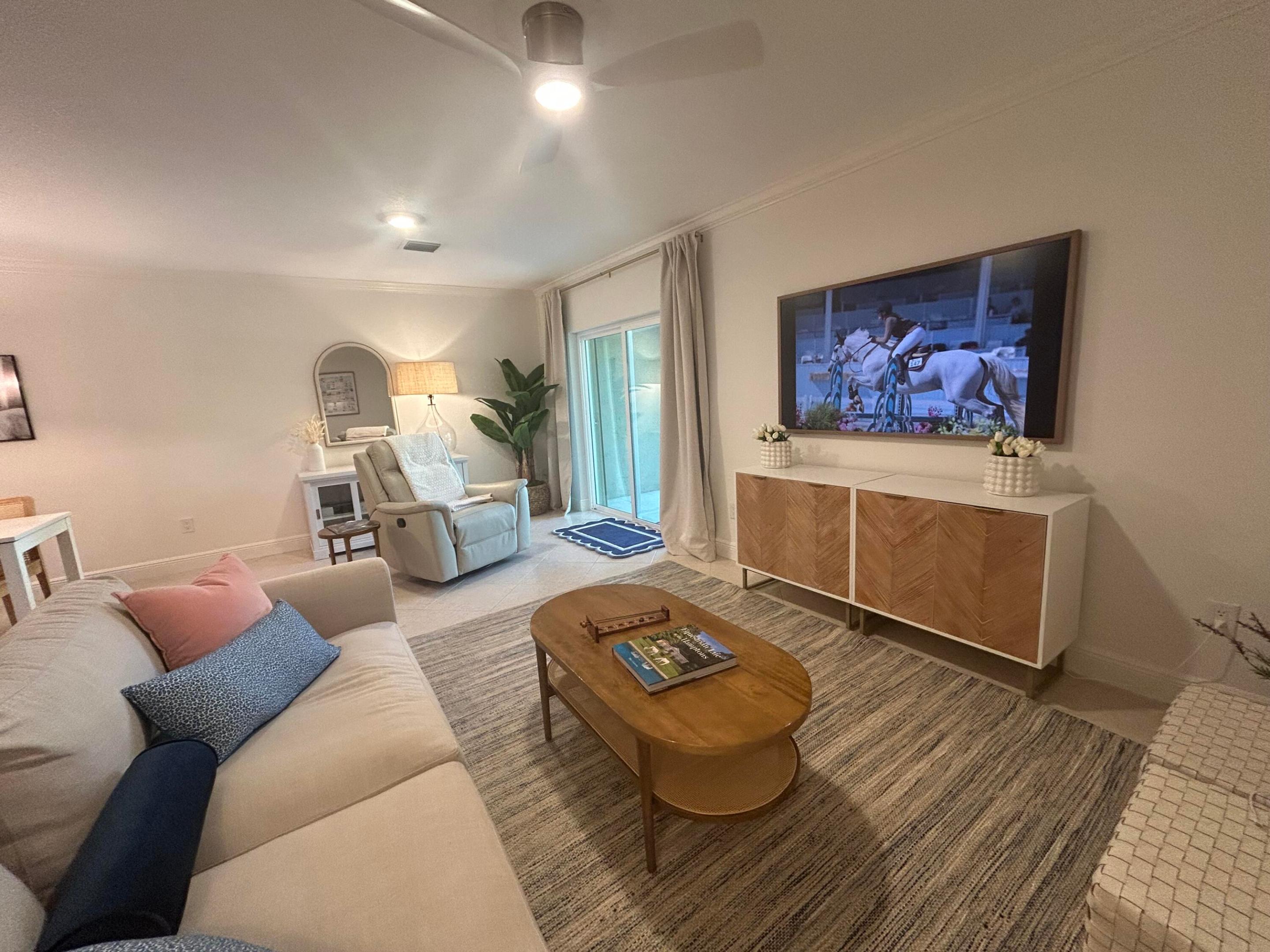 12768 Westhampton Circle Property Photo 4