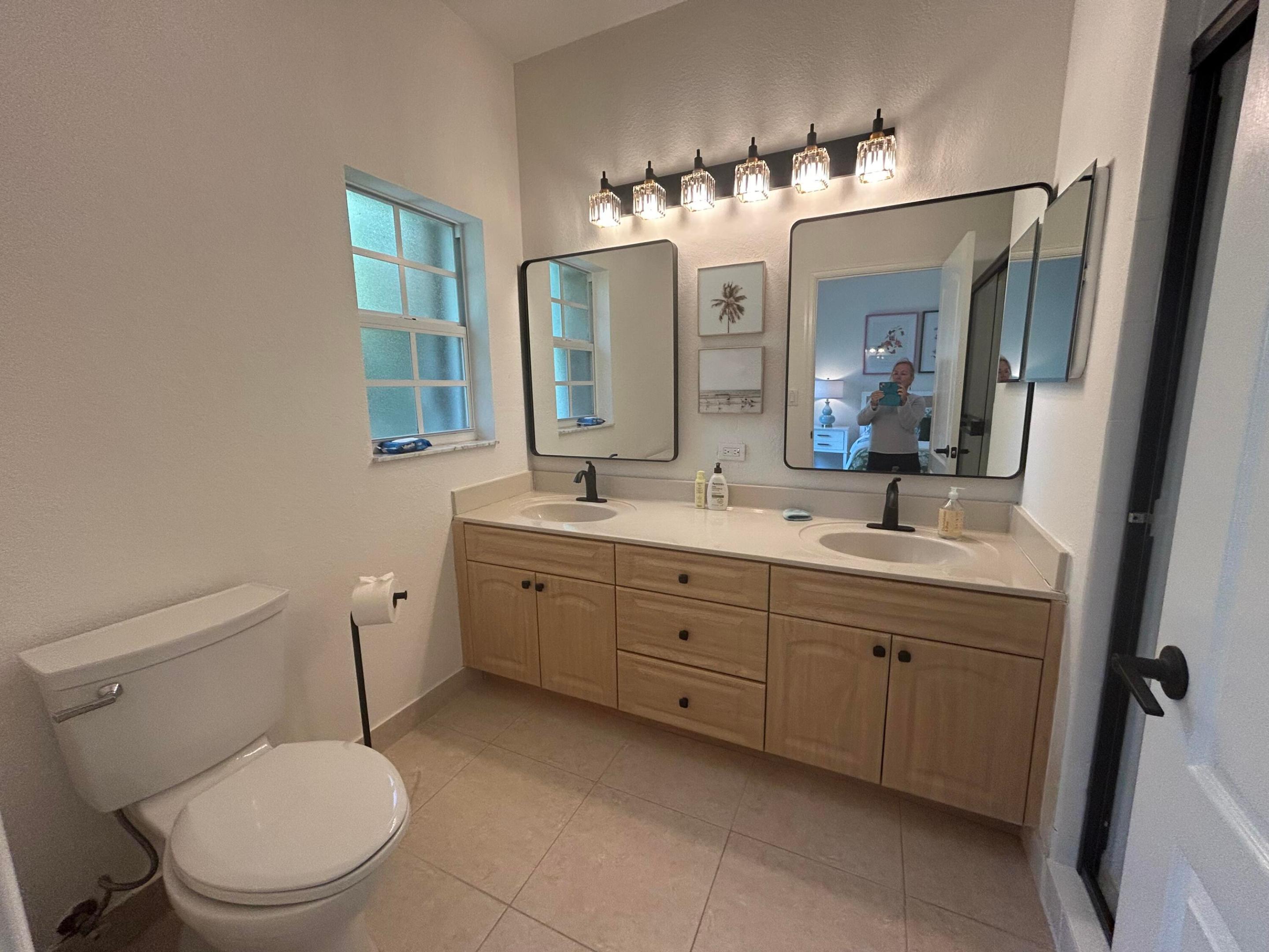12768 Westhampton Circle Property Photo 14