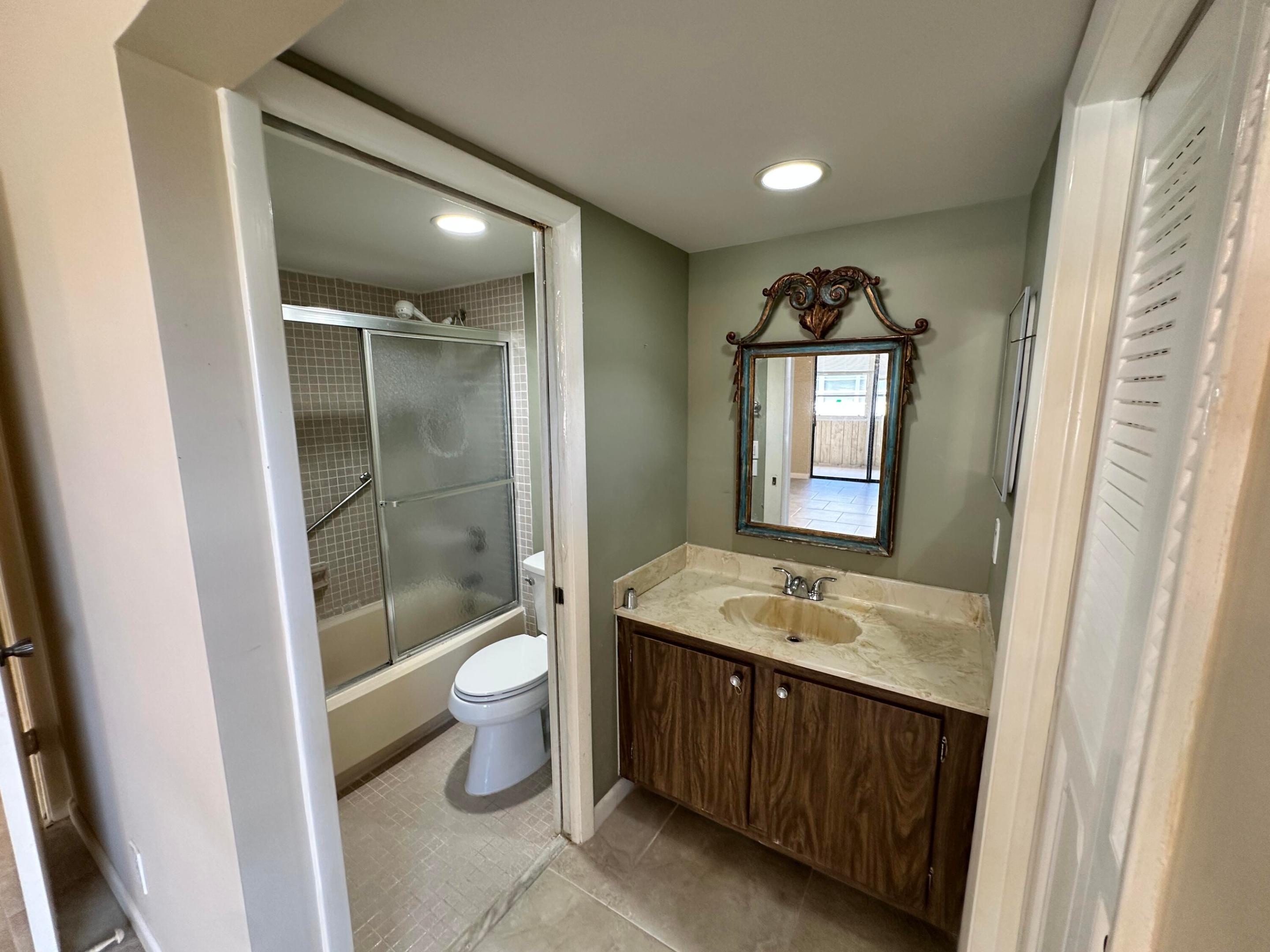 123 Capri C Property Photo 19