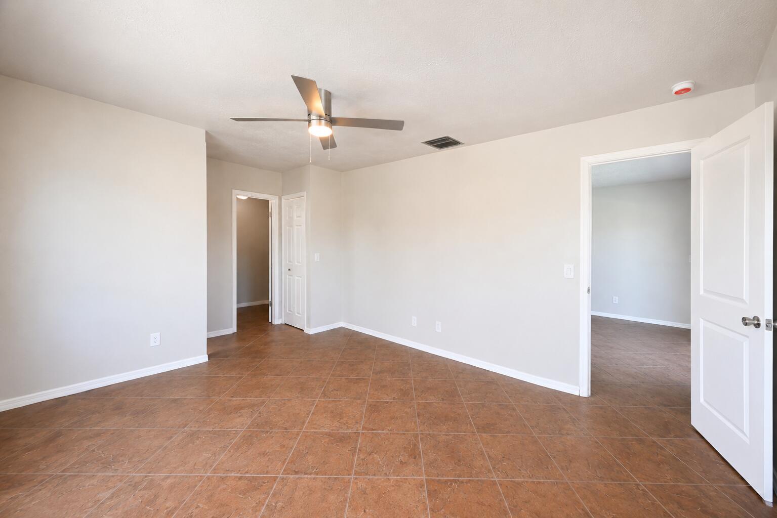 1091 Se Preston Lane Property Photo 25