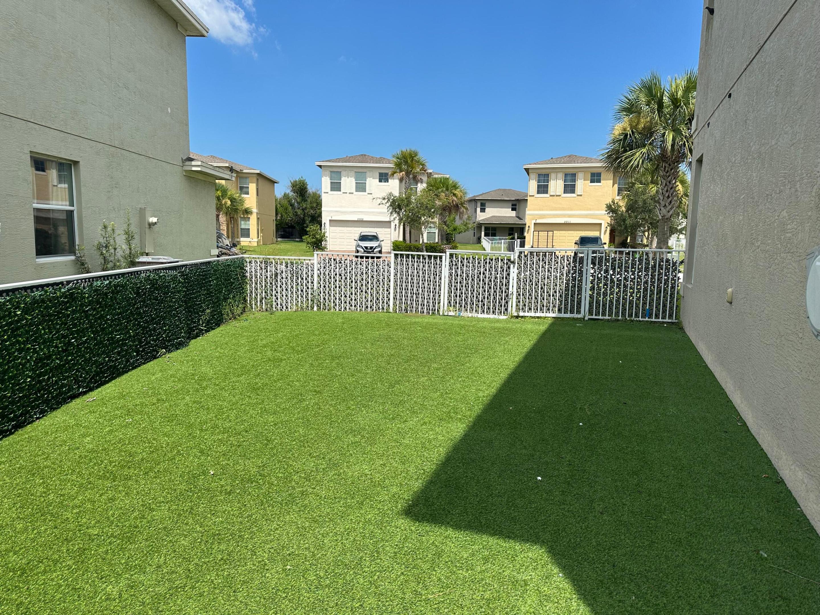 2010 Nw Cataluna Circle Property Photo 37