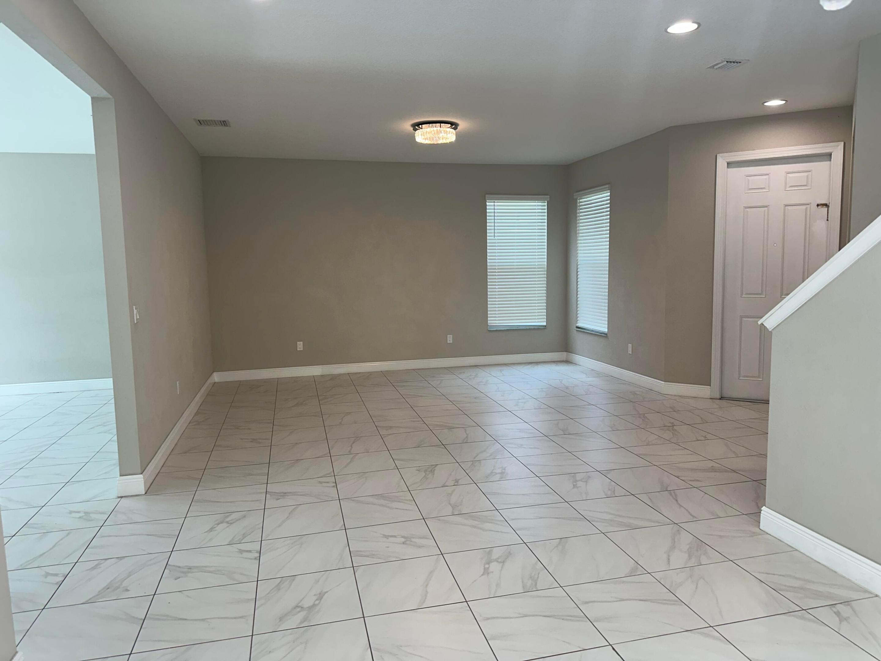 2010 Nw Cataluna Circle Property Photo 38