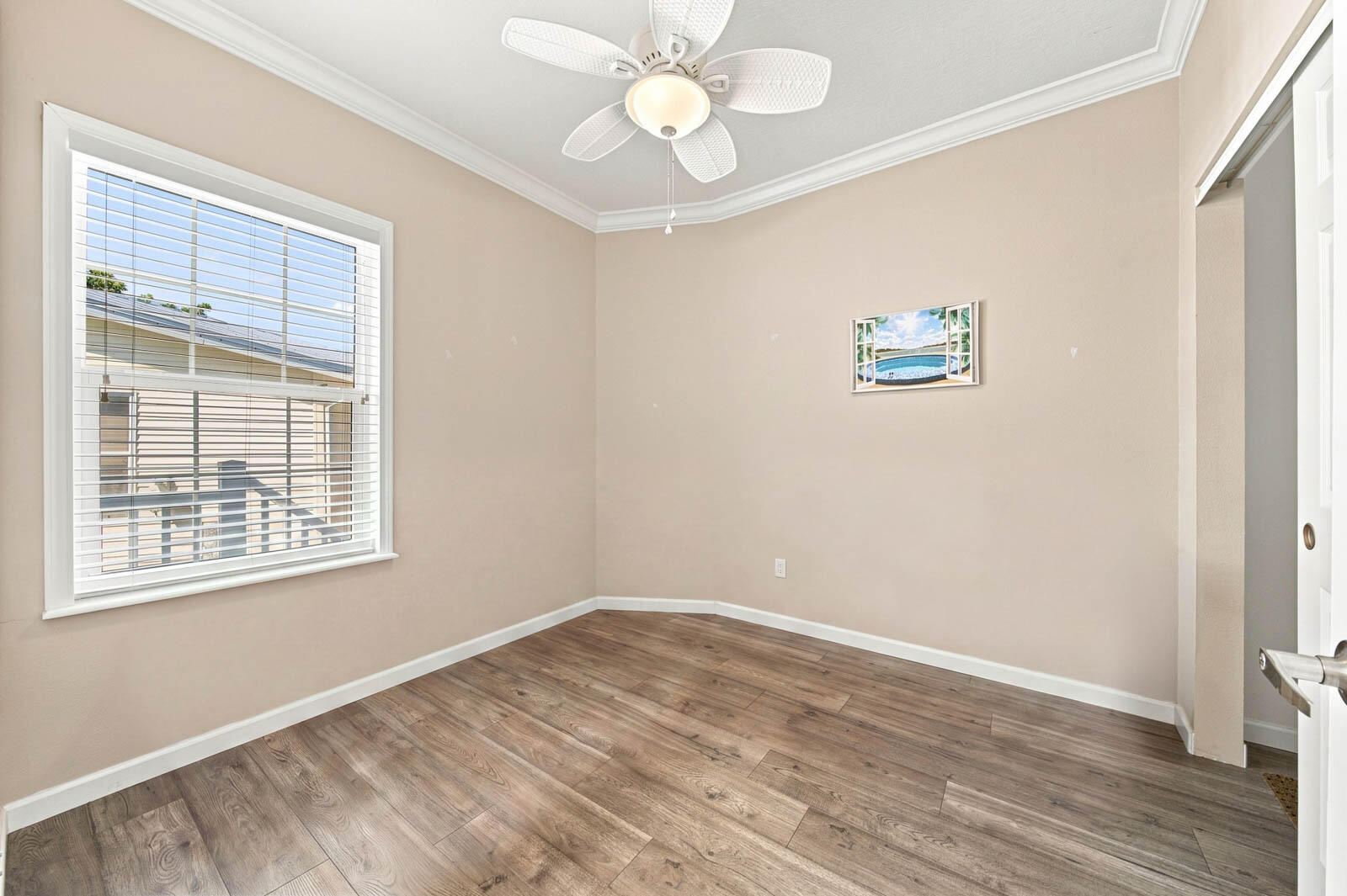 445 Nettles Boulevard Property Photo 43