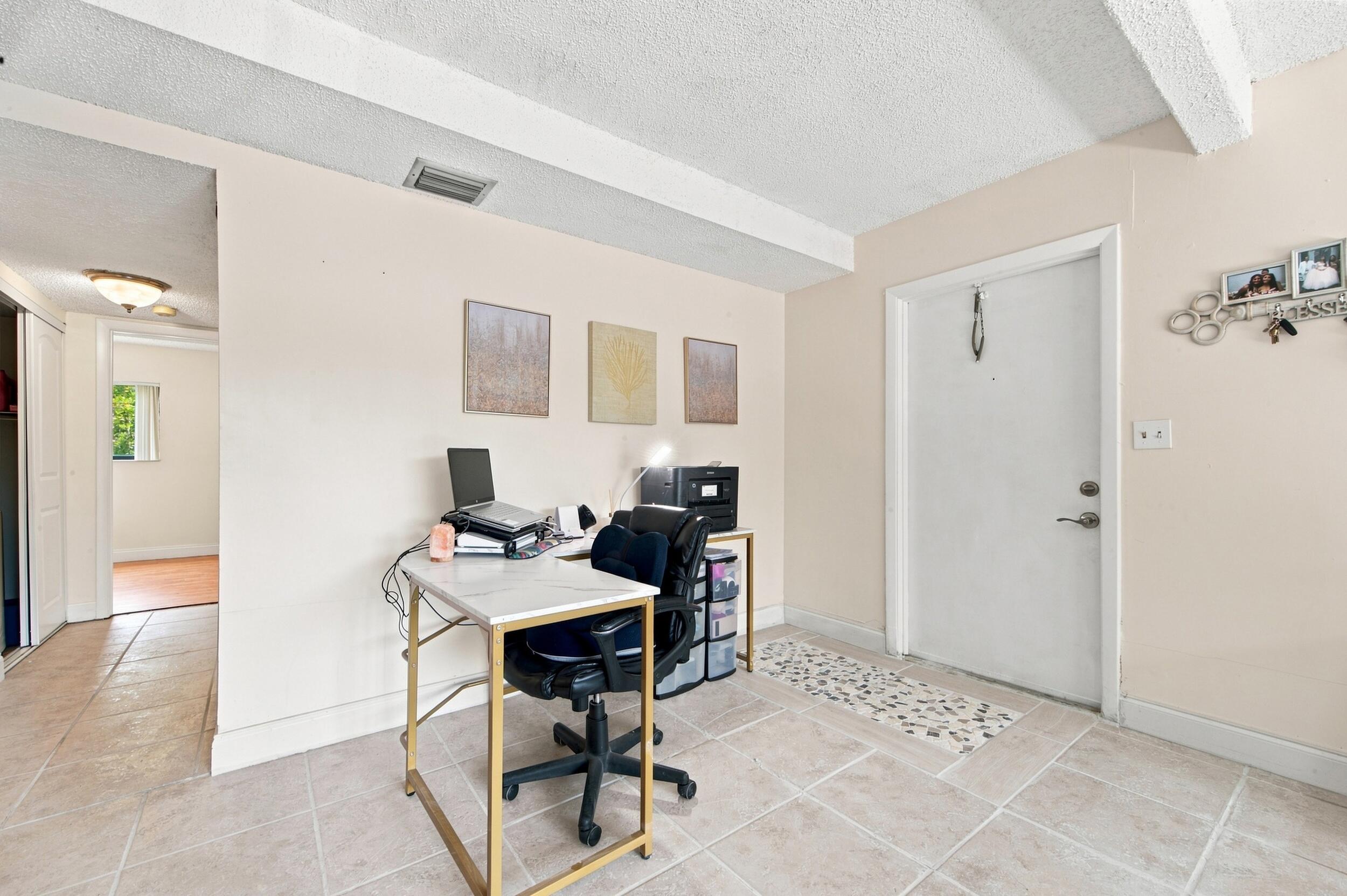 1265 S Flagler Avenue 220 Property Photo 6