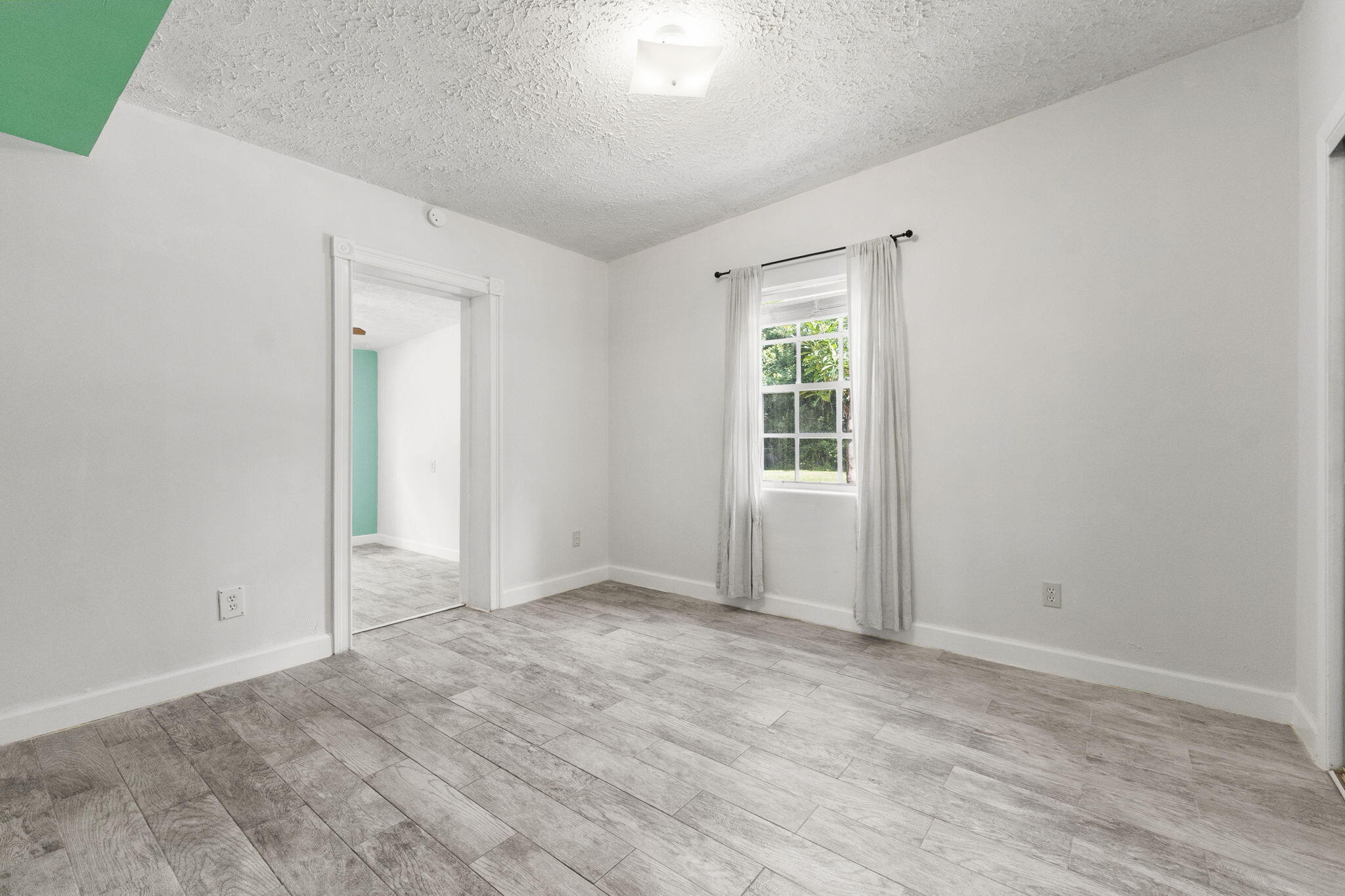 3920 Edwards Road Property Photo 14