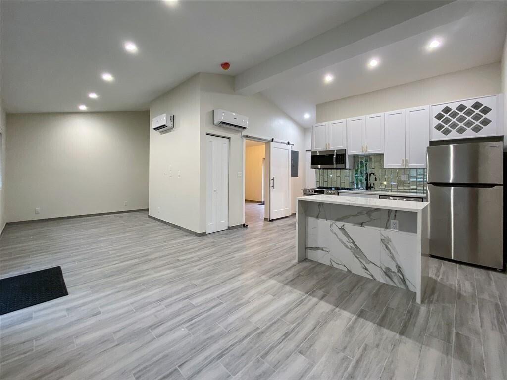 315 Sw 7th Street 2 Property Photo 3