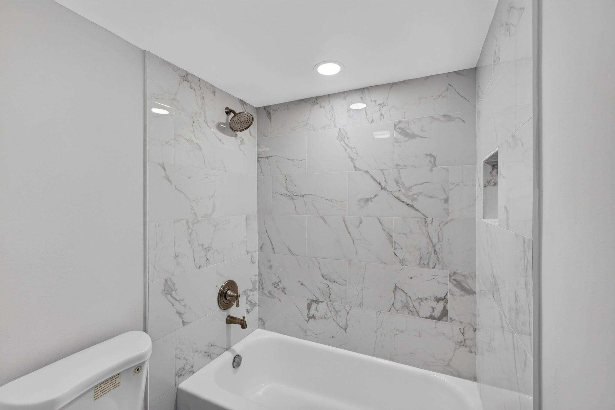 185 Charter Way Property Photo 38
