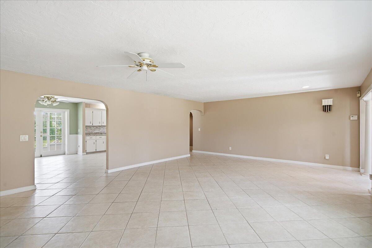 681 Layport Drive Property Photo 6