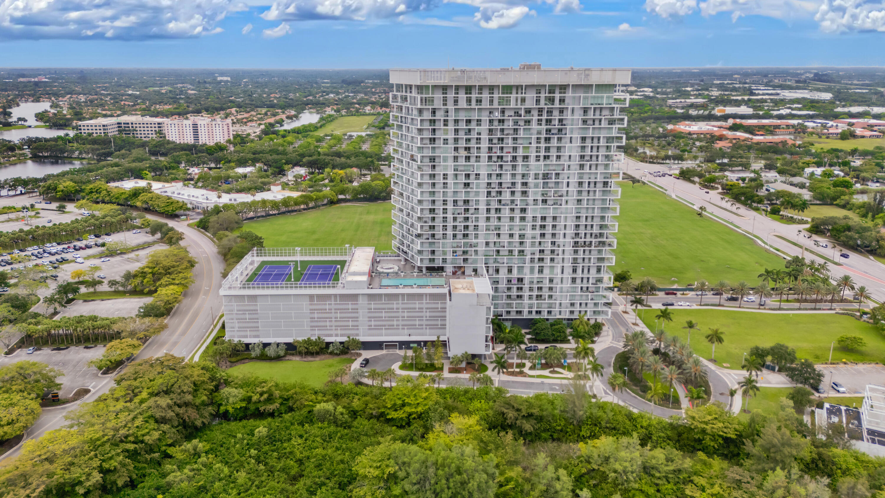 2000 Metropica Way 801 Property Photo 2