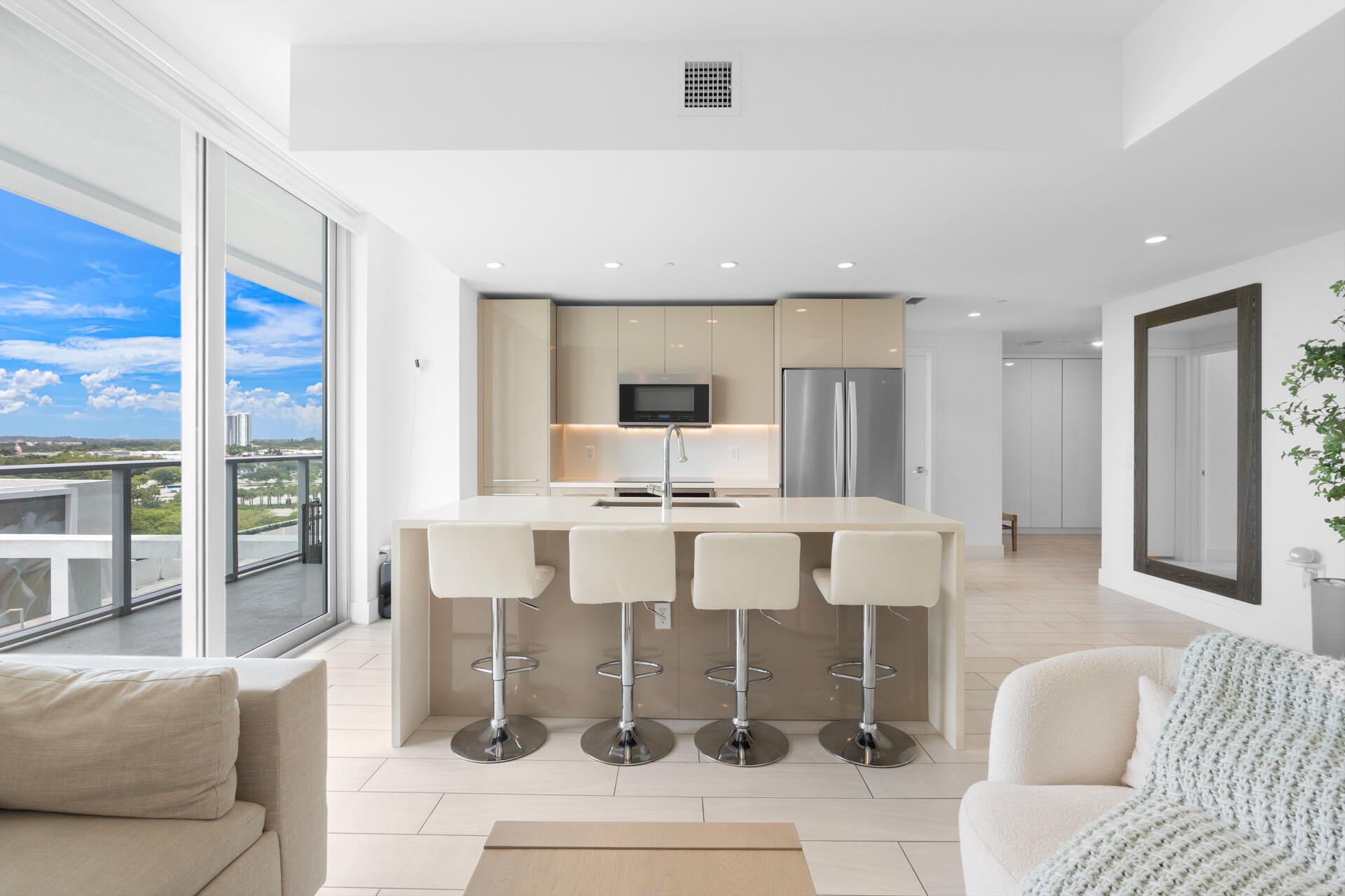 2000 Metropica Way 801 Property Photo 5