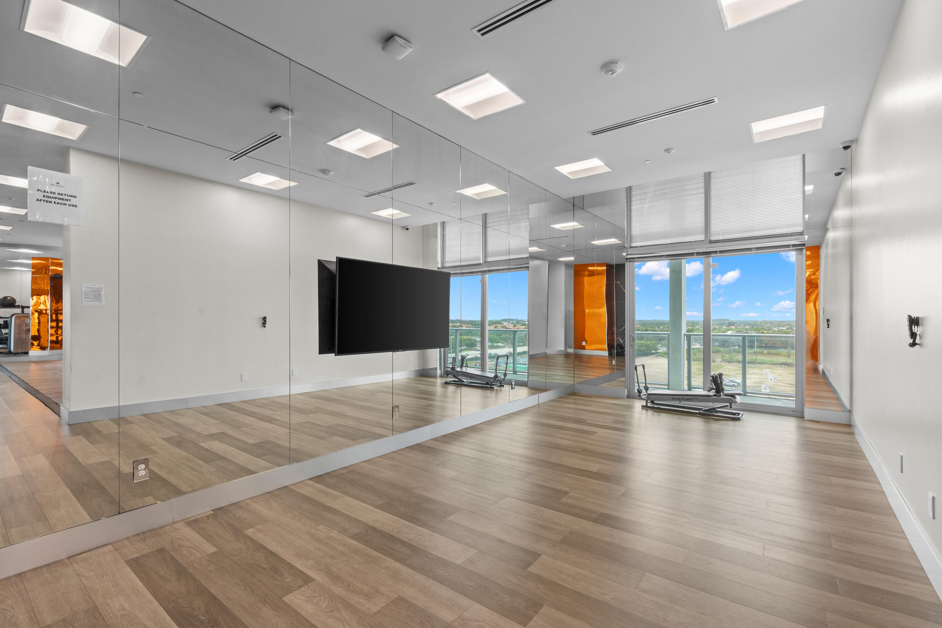 2000 Metropica Way 801 Property Photo 34