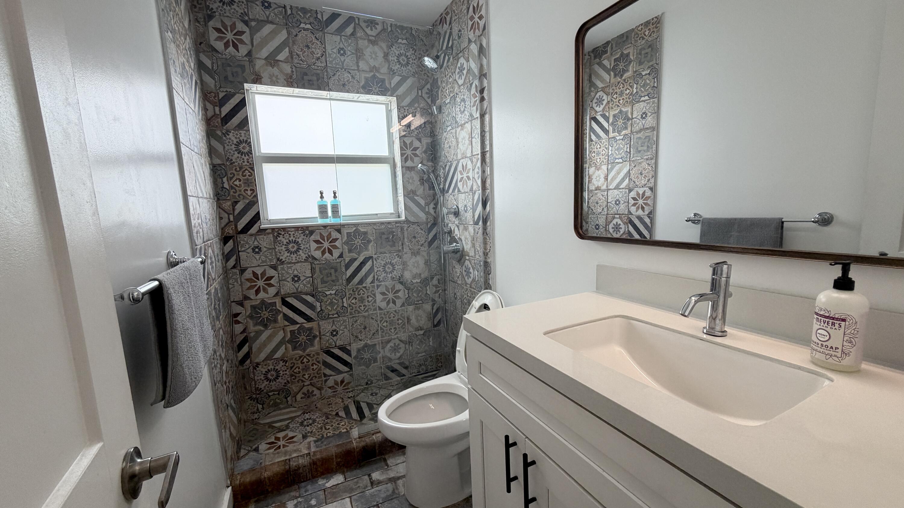 614 Ne 26th Street Property Photo 4