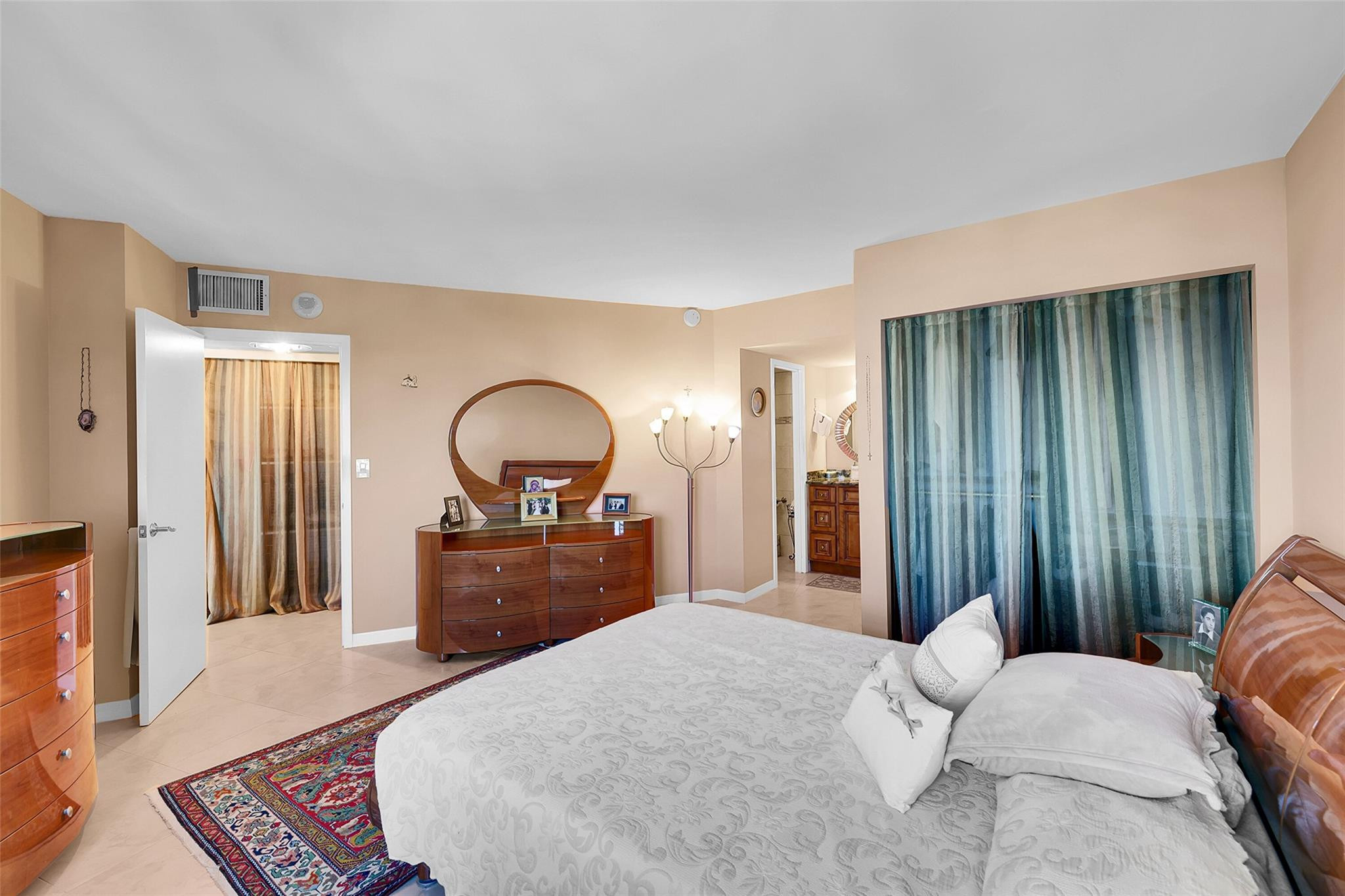 1200 Hibiscus Avenue Ph3 Property Photo 10