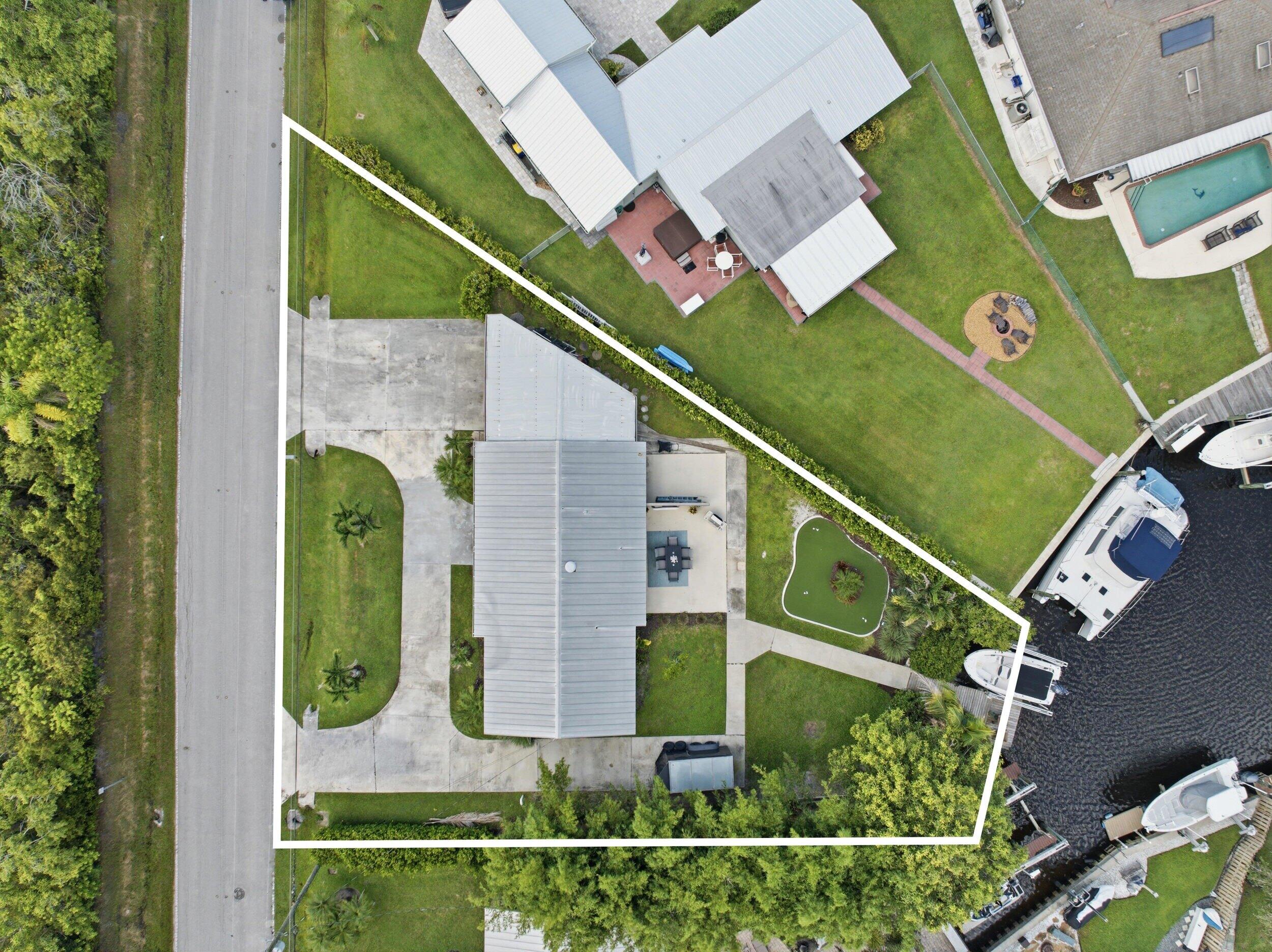 387 Sw Riverway Boulevard Property Photo 43