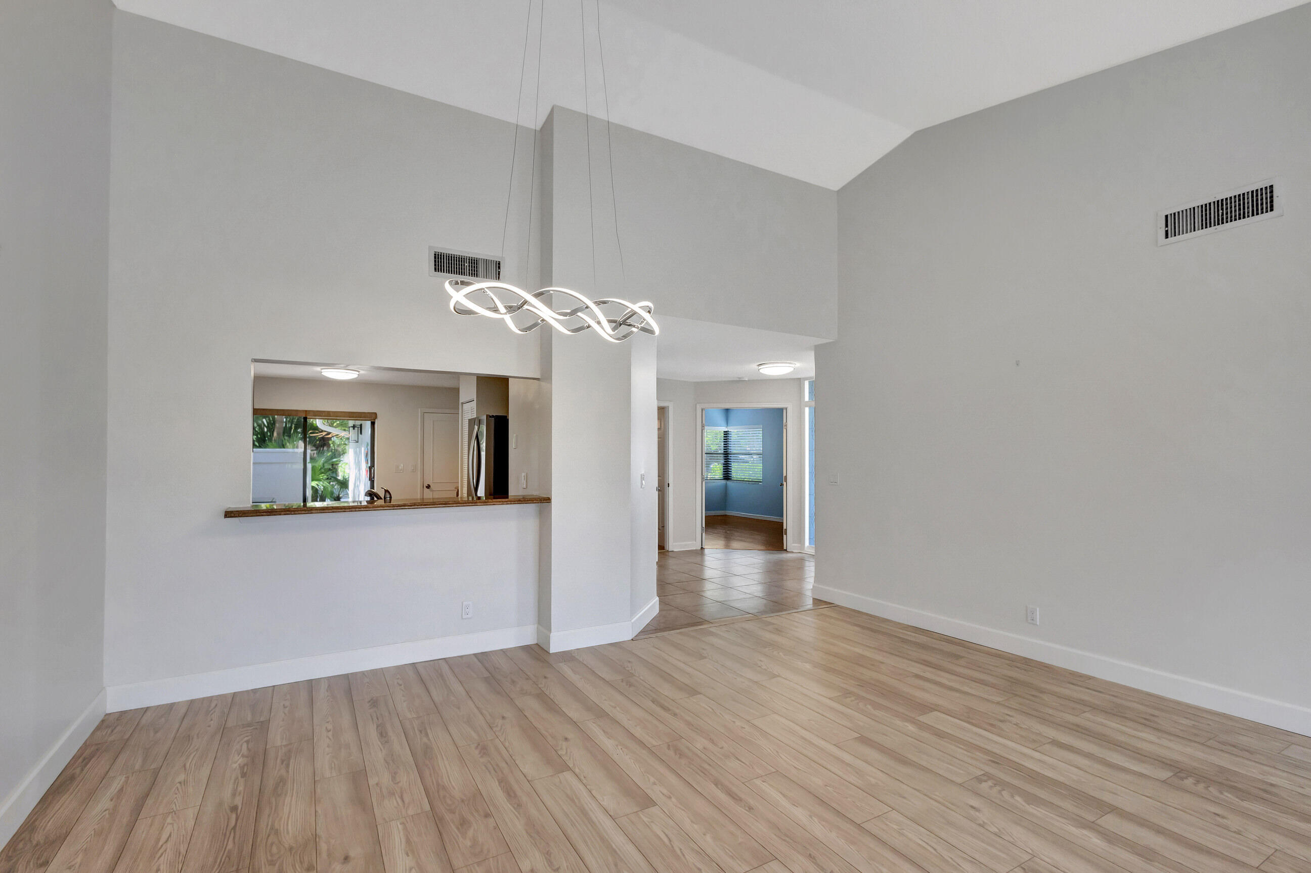 523 Prestwick Circle Property Photo 10