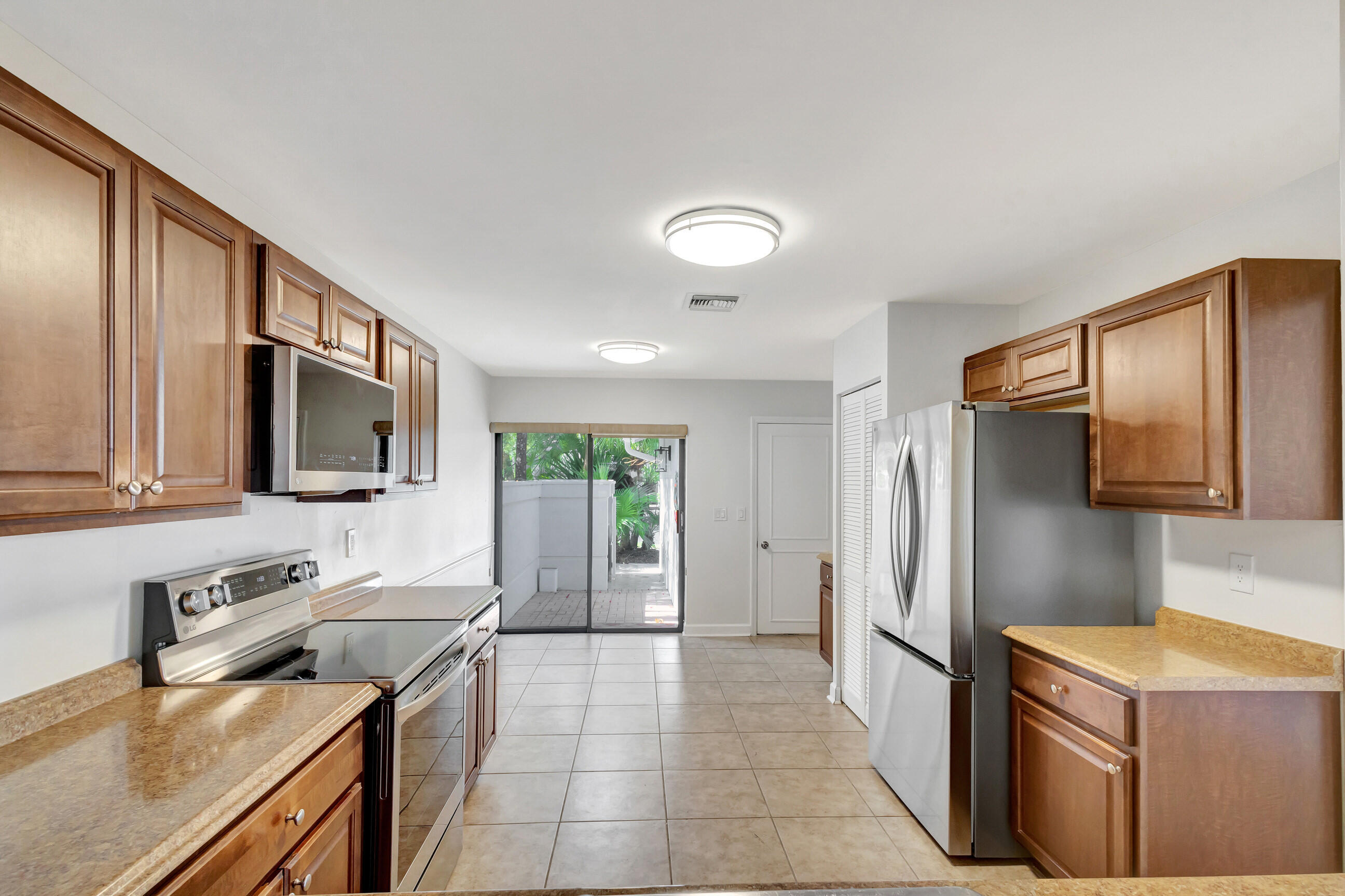 523 Prestwick Circle Property Photo 11