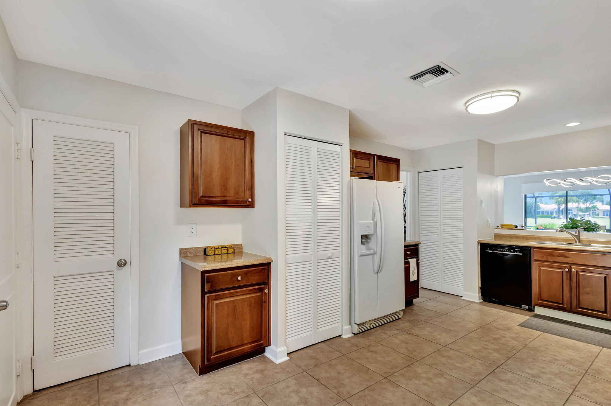 523 Prestwick Circle Property Photo 13