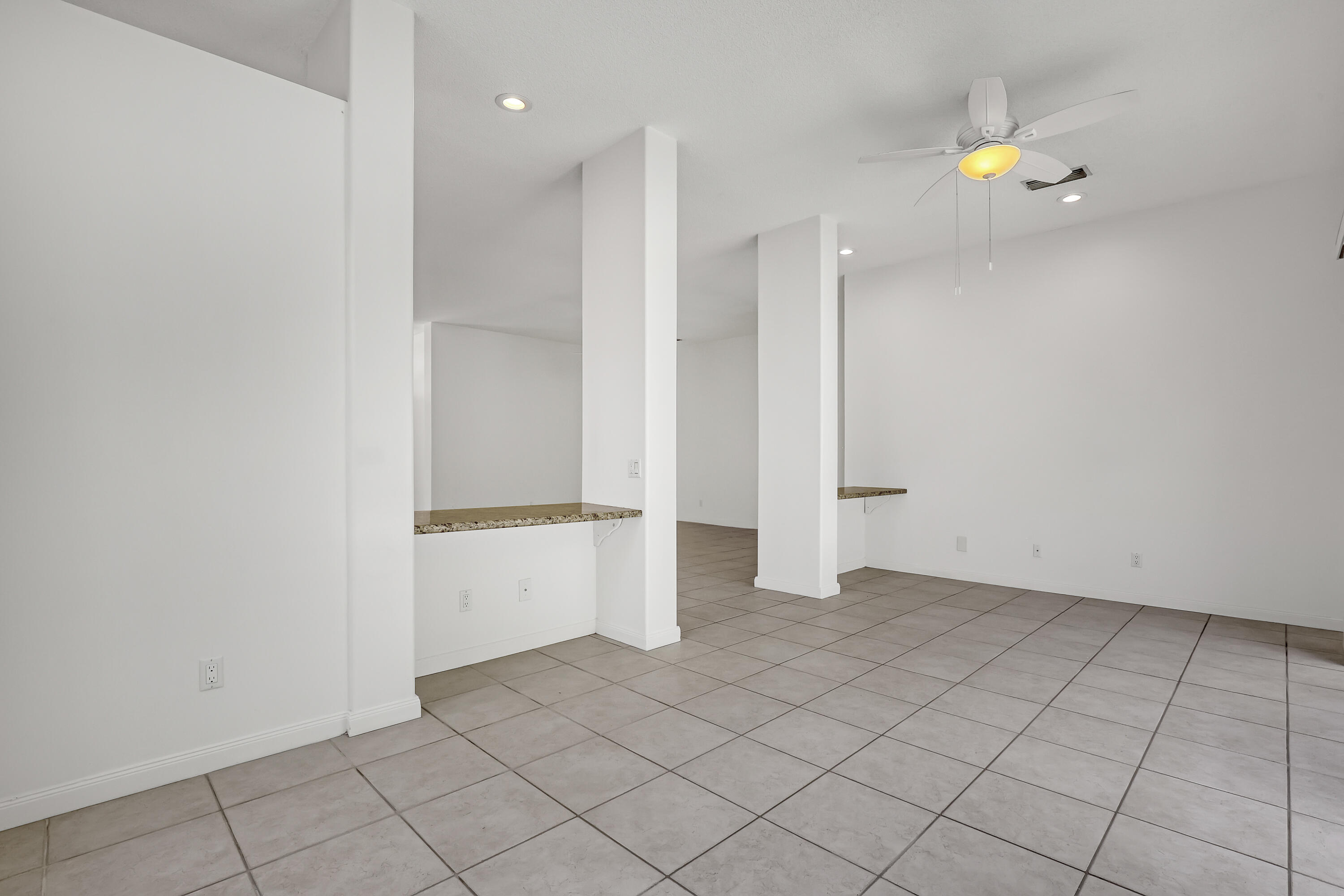 204 S Hampton Drive Property Photo 13