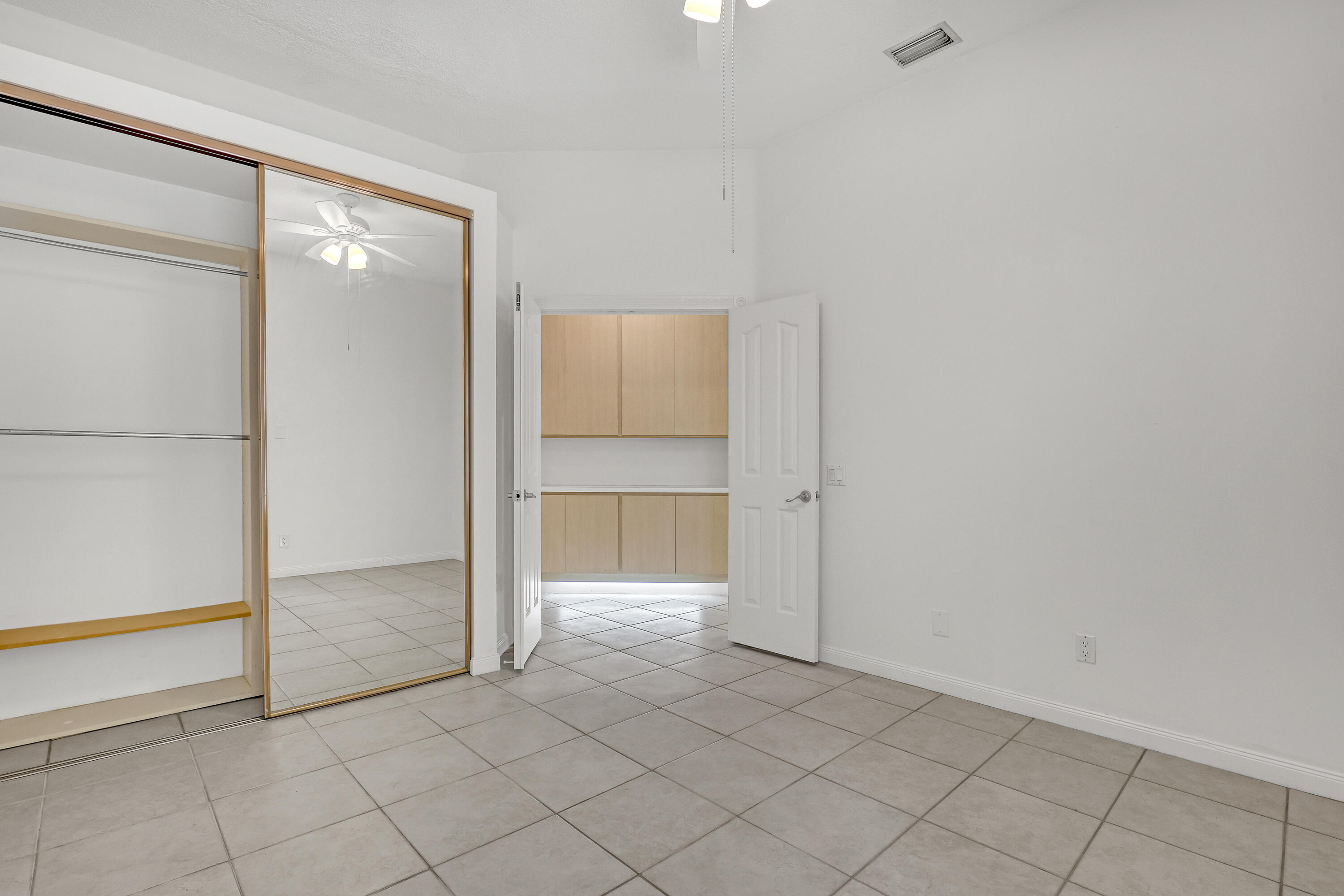 204 S Hampton Drive Property Photo 30