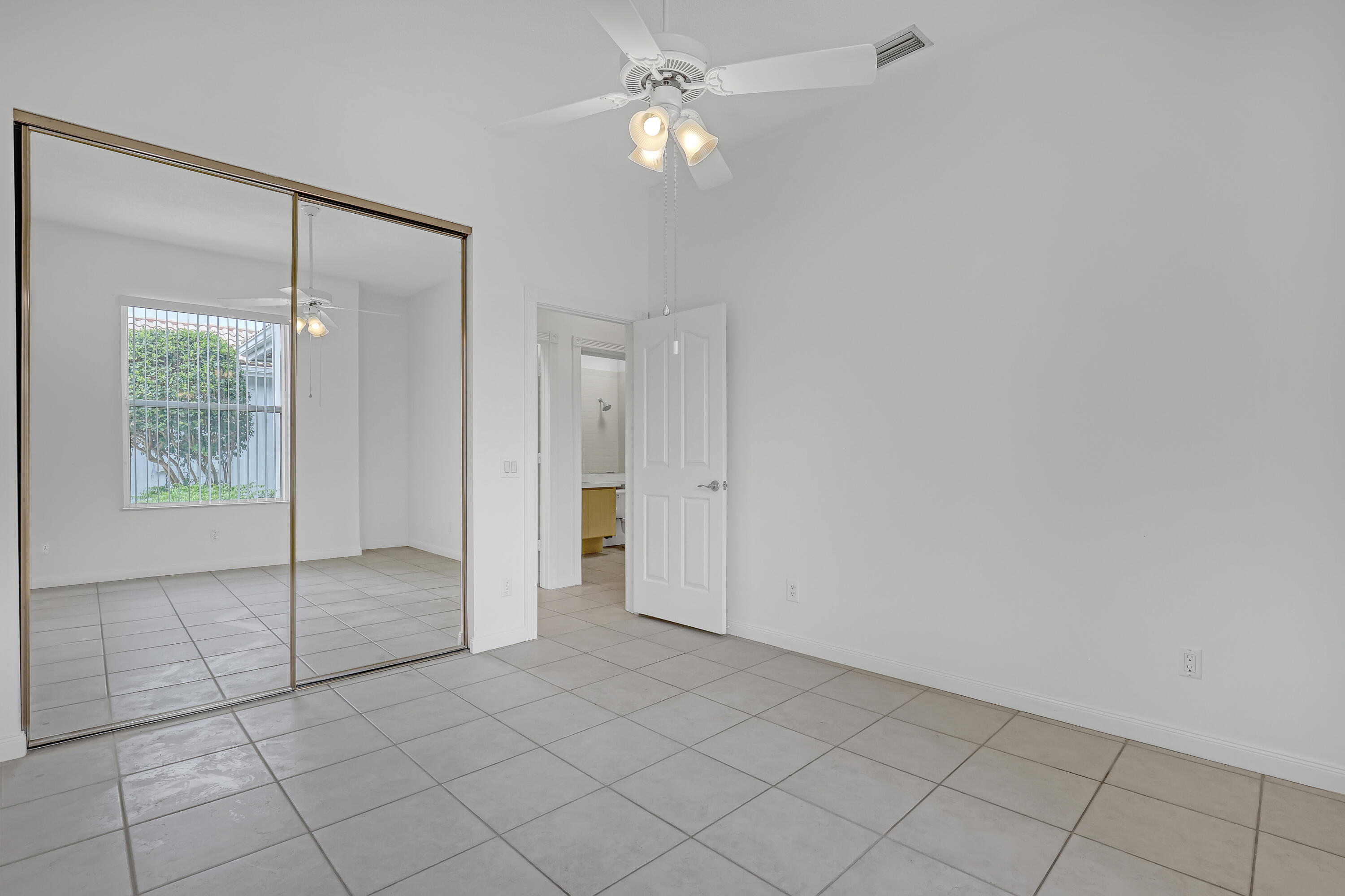 204 S Hampton Drive Property Photo 33