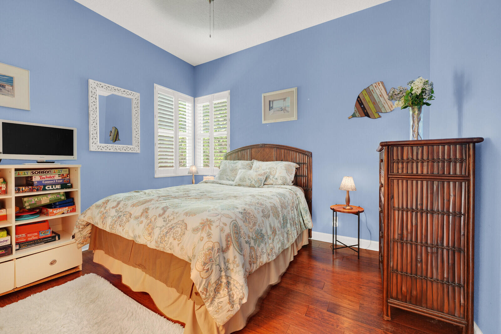 1870 Ne Victorian Lane Property Photo 31