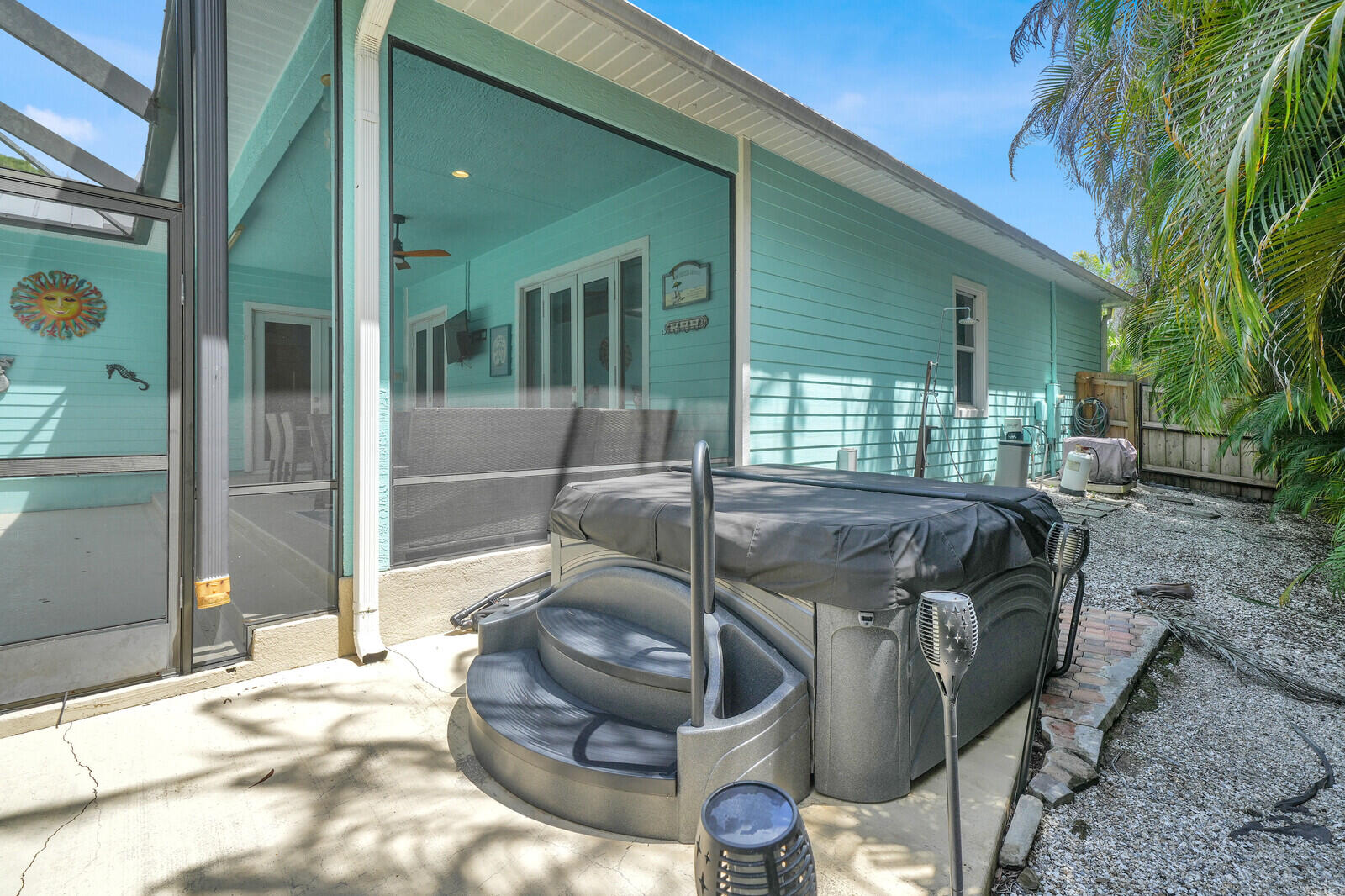 1870 Ne Victorian Lane Property Photo 47