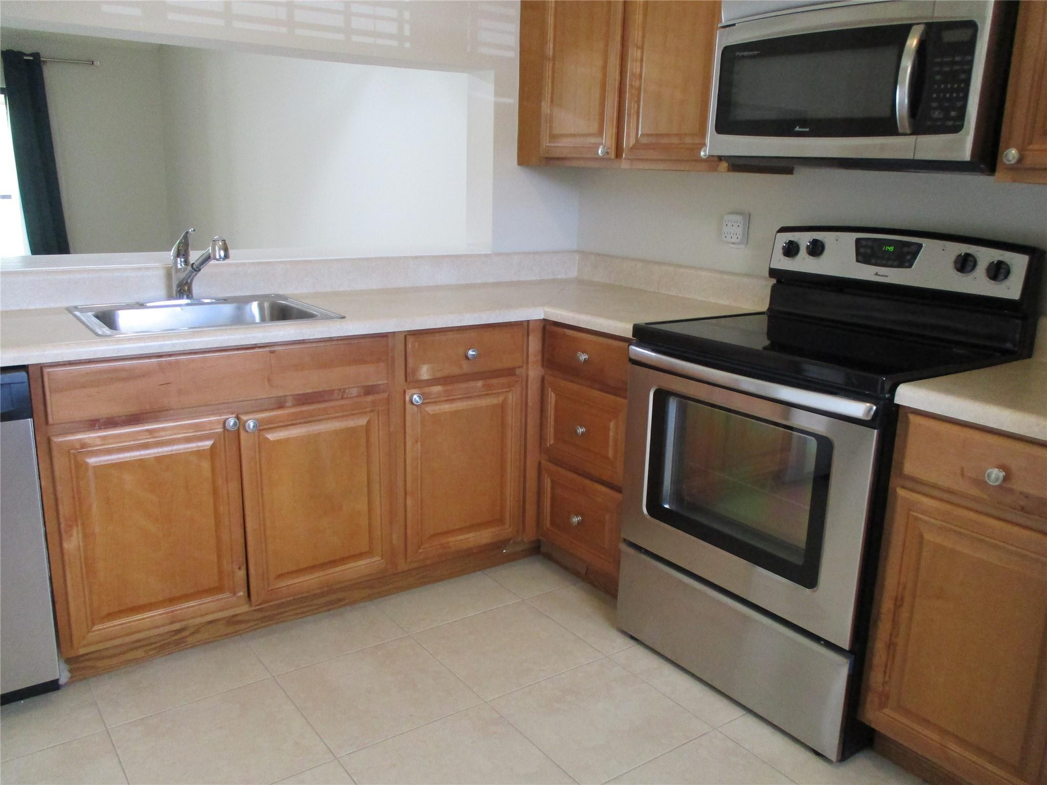 22053 Palms Way 203 Property Photo 6