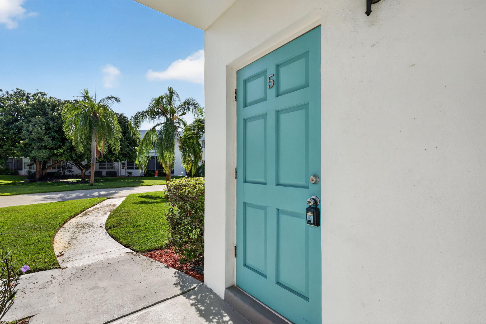 2929 Se Ocean Boulevard 108-5 Property Photo 3