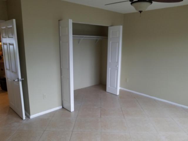 5725 Fernley Drive E 7 Property Photo 5