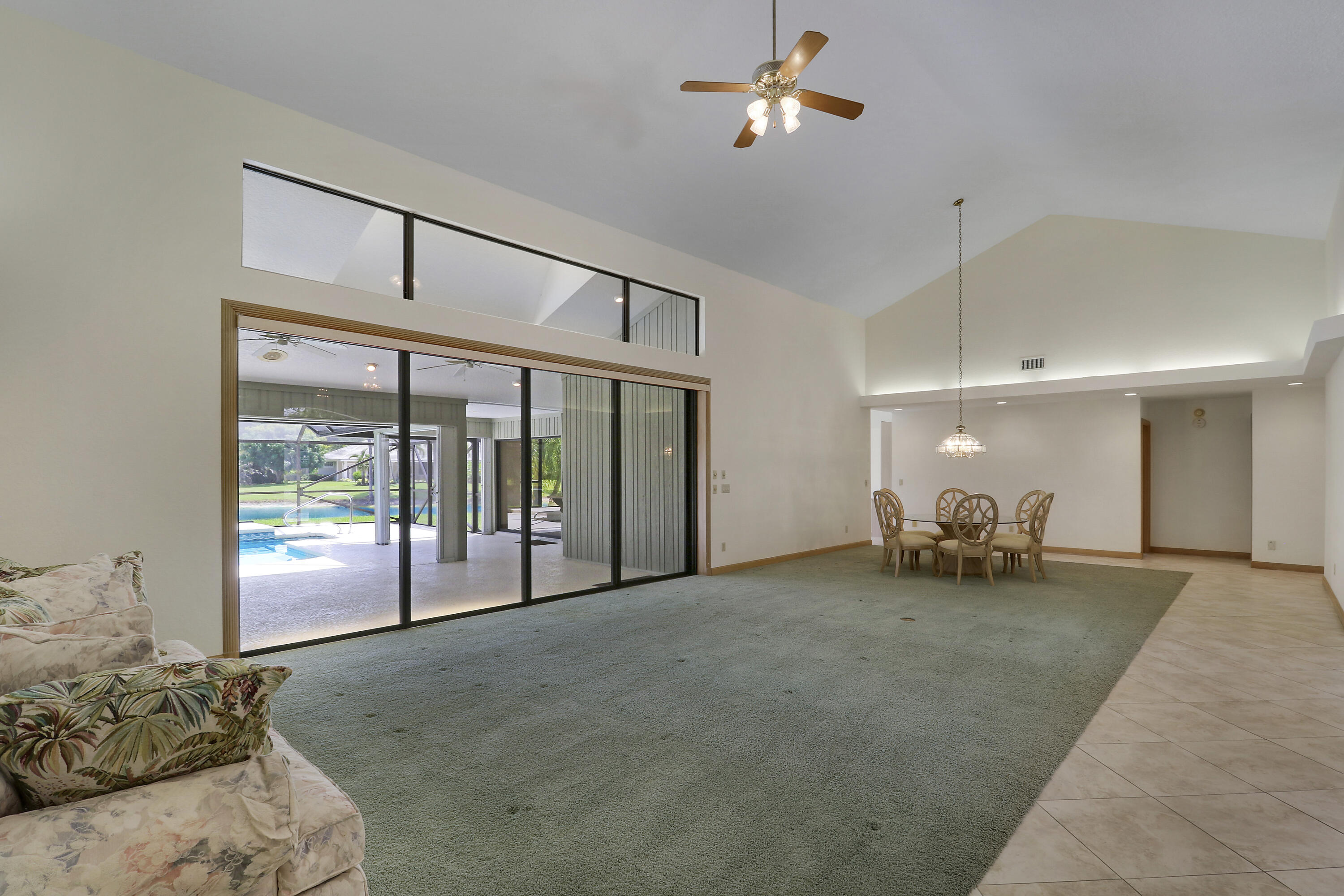 18691 Se Lakeside Way Property Photo 8