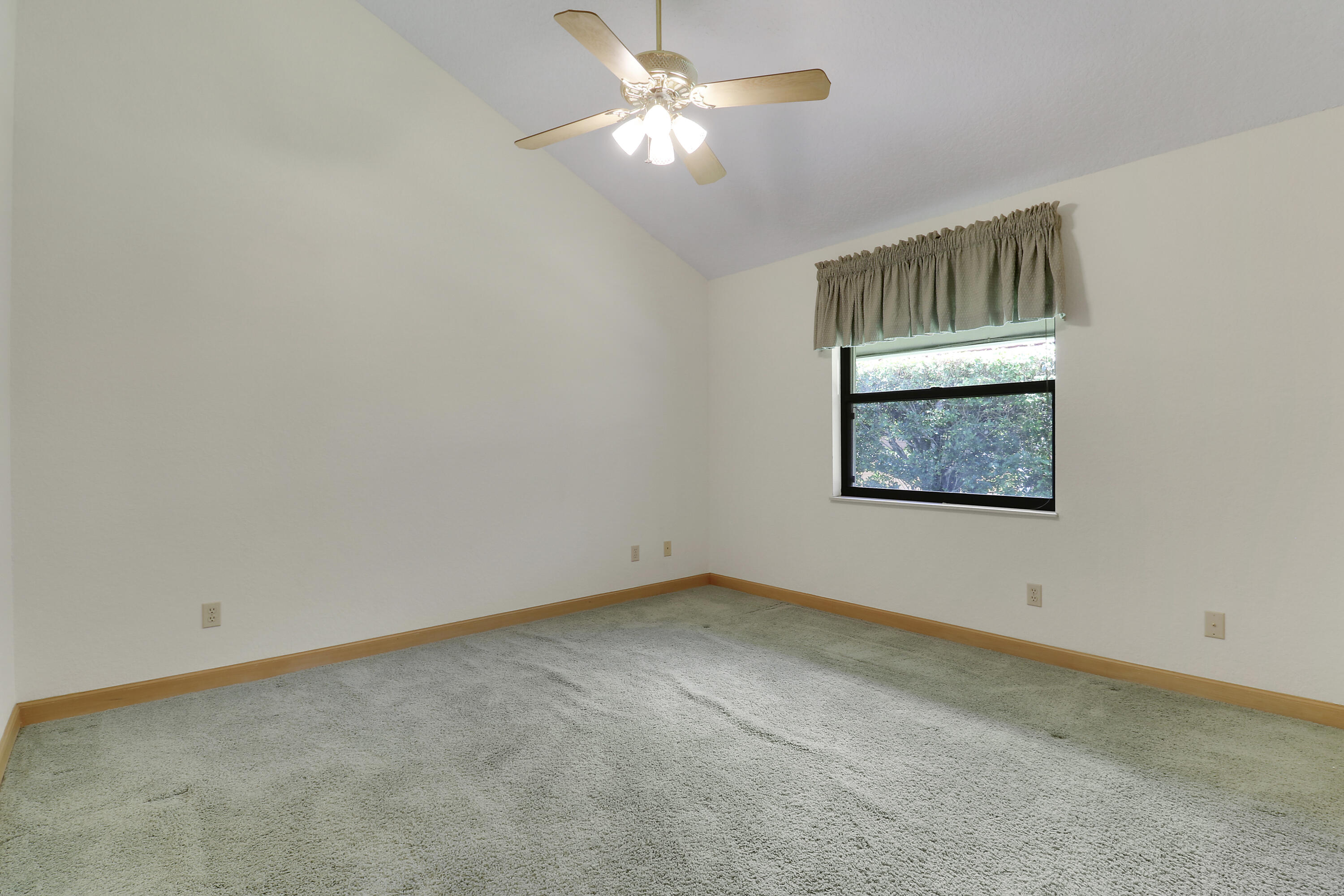 18691 Se Lakeside Way Property Photo 21