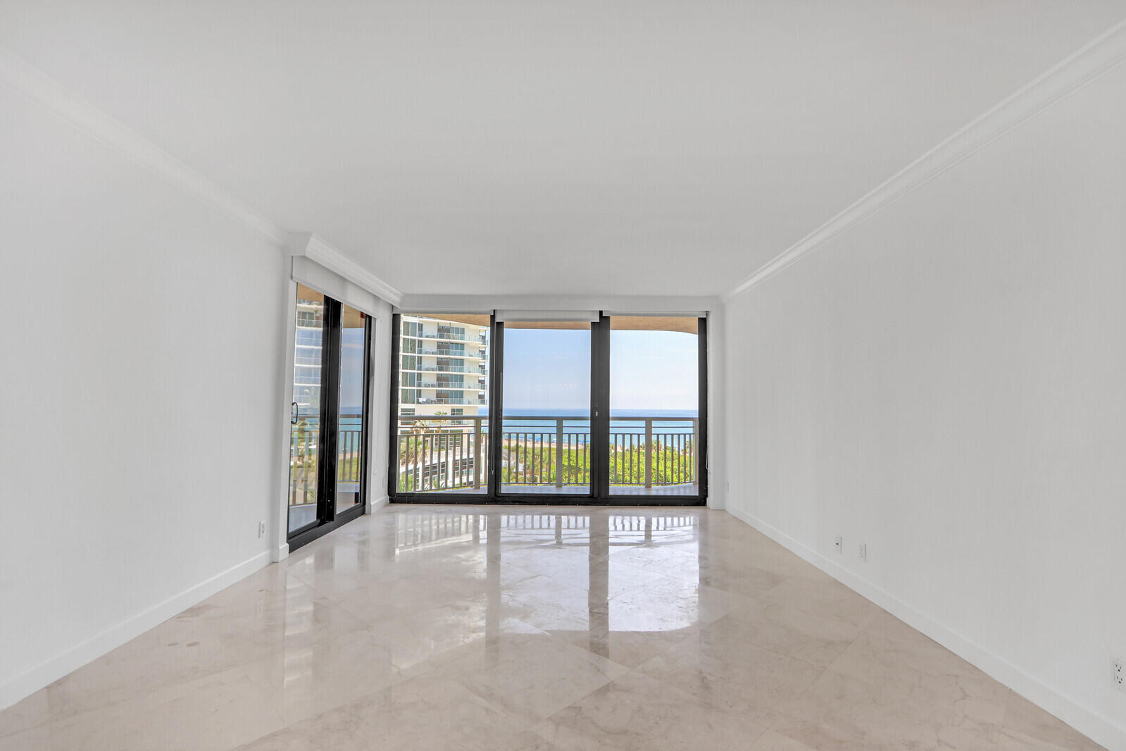 3000 N Ocean Drive 6a Property Photo 17