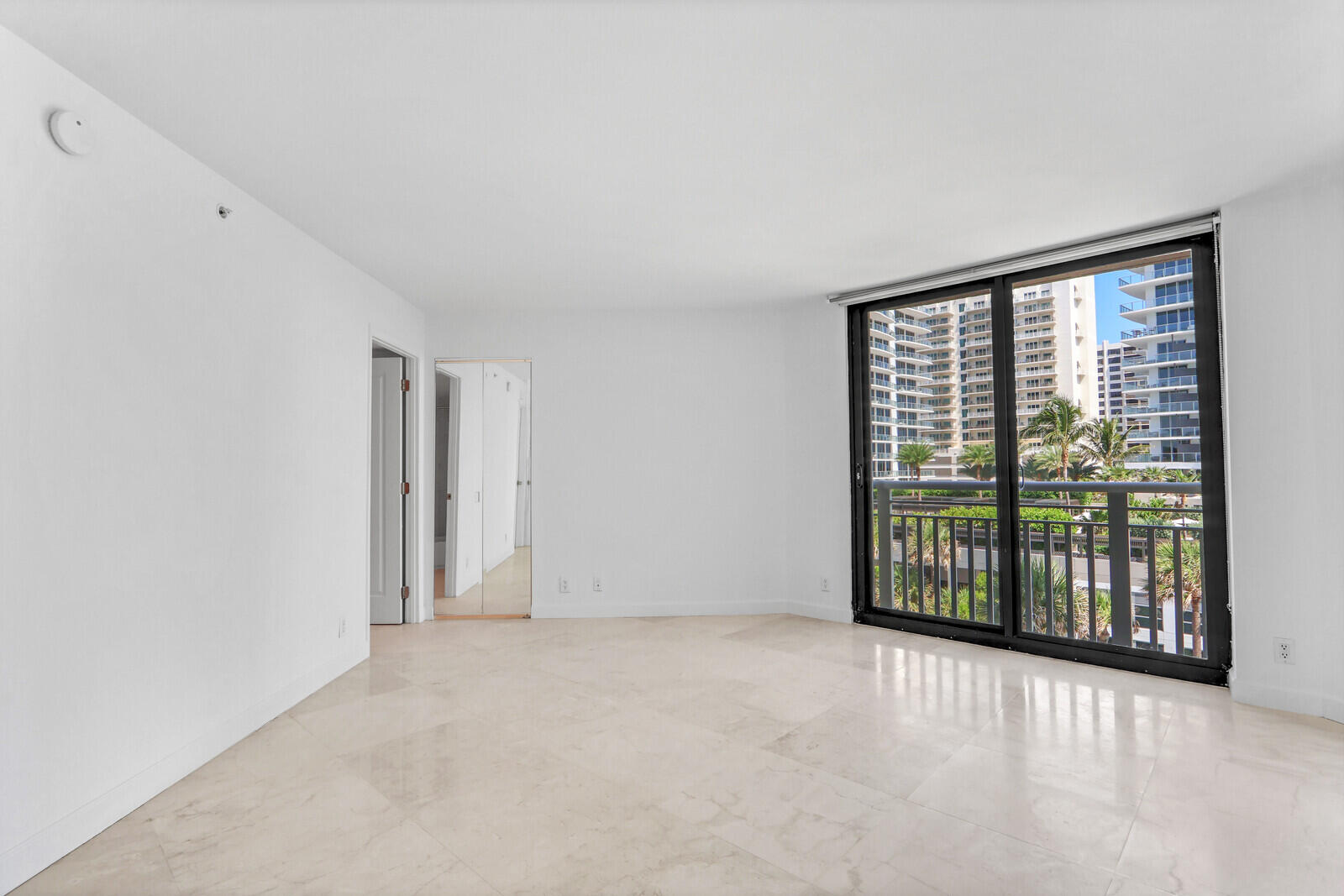 3000 N Ocean Drive 6a Property Photo 22