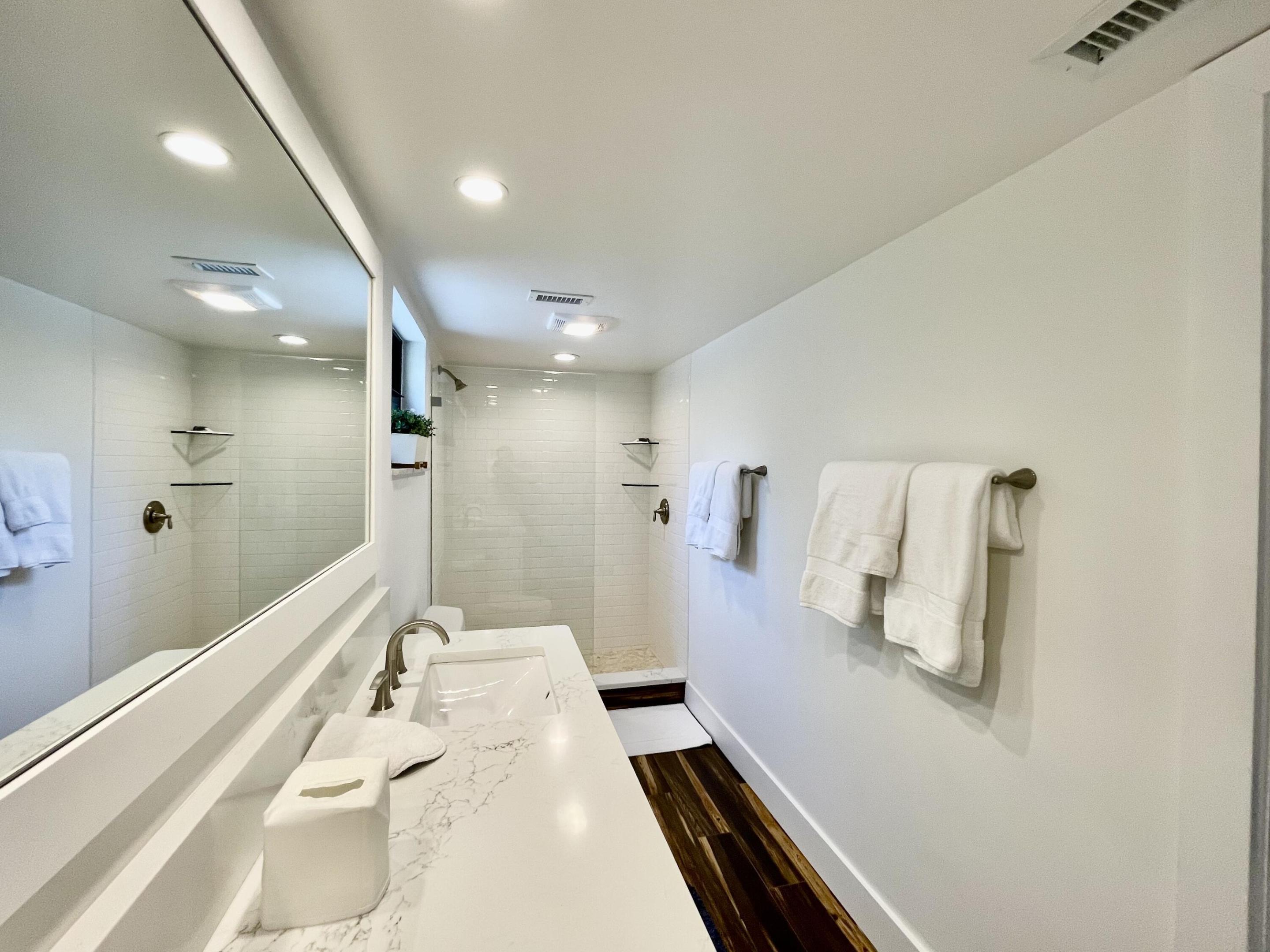 11863 Wimbledon Circle 546 Property Photo 12