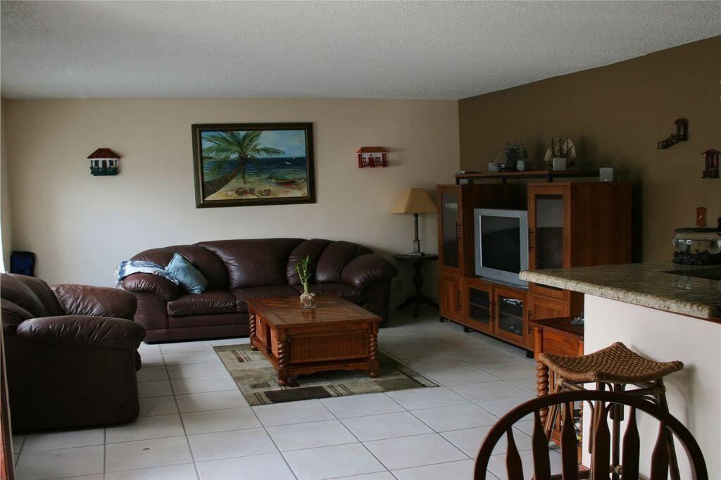 11453 Nw 42nd Street 11453 Property Photo 8