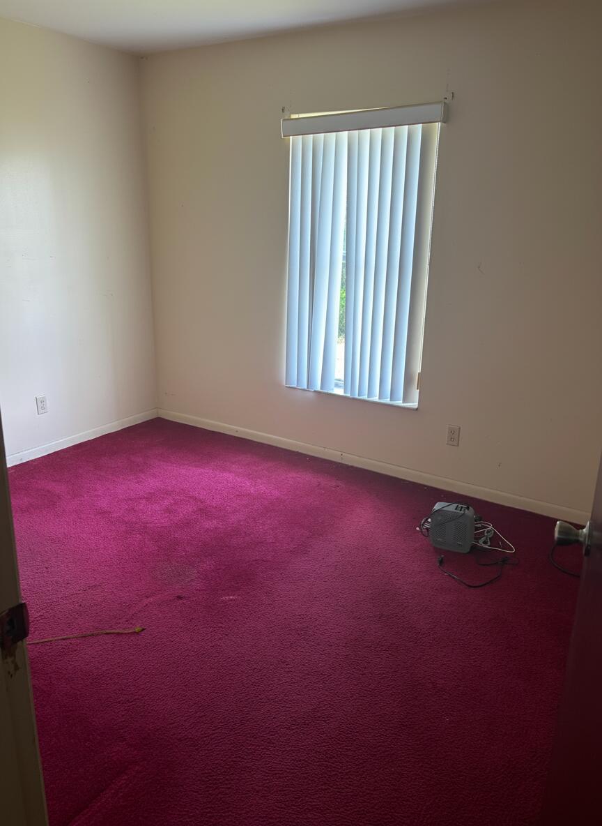 307 Seminole Court Property Photo 11
