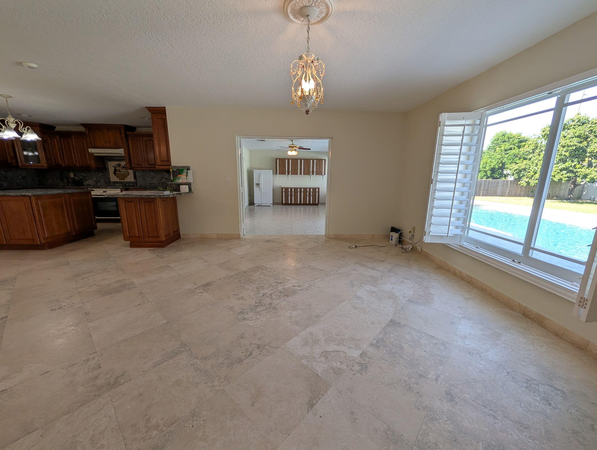 4110 Nw 3rd Avenue Property Photo 5