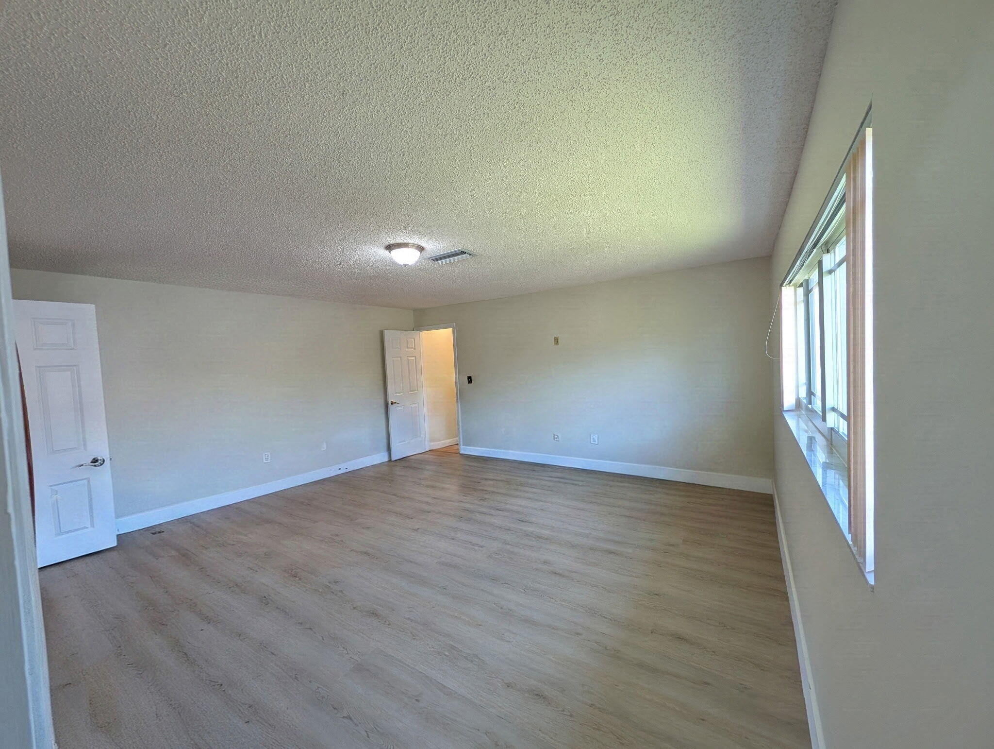 4110 Nw 3rd Avenue Property Photo 12