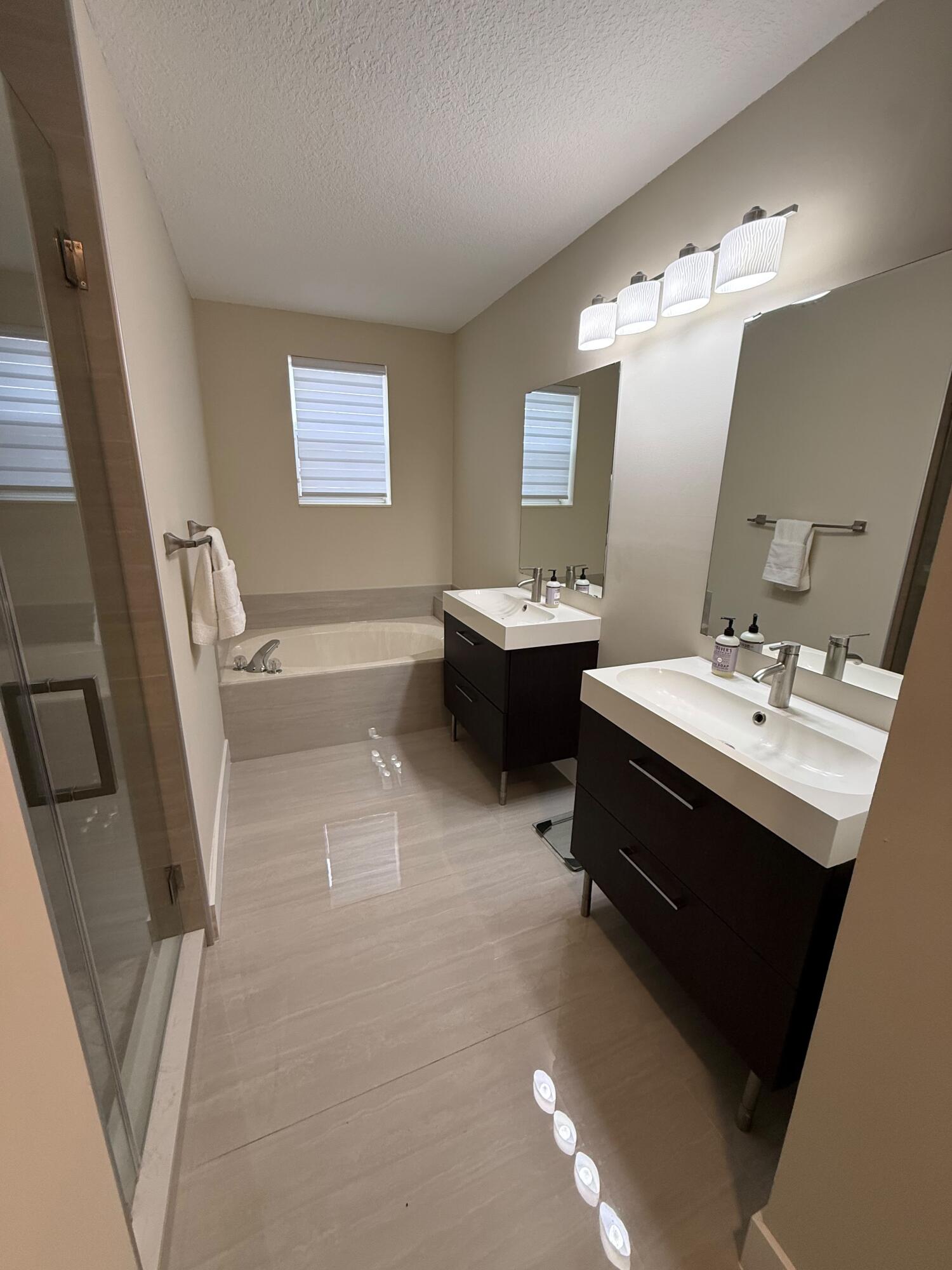 844 Falling Water Road Property Photo 19
