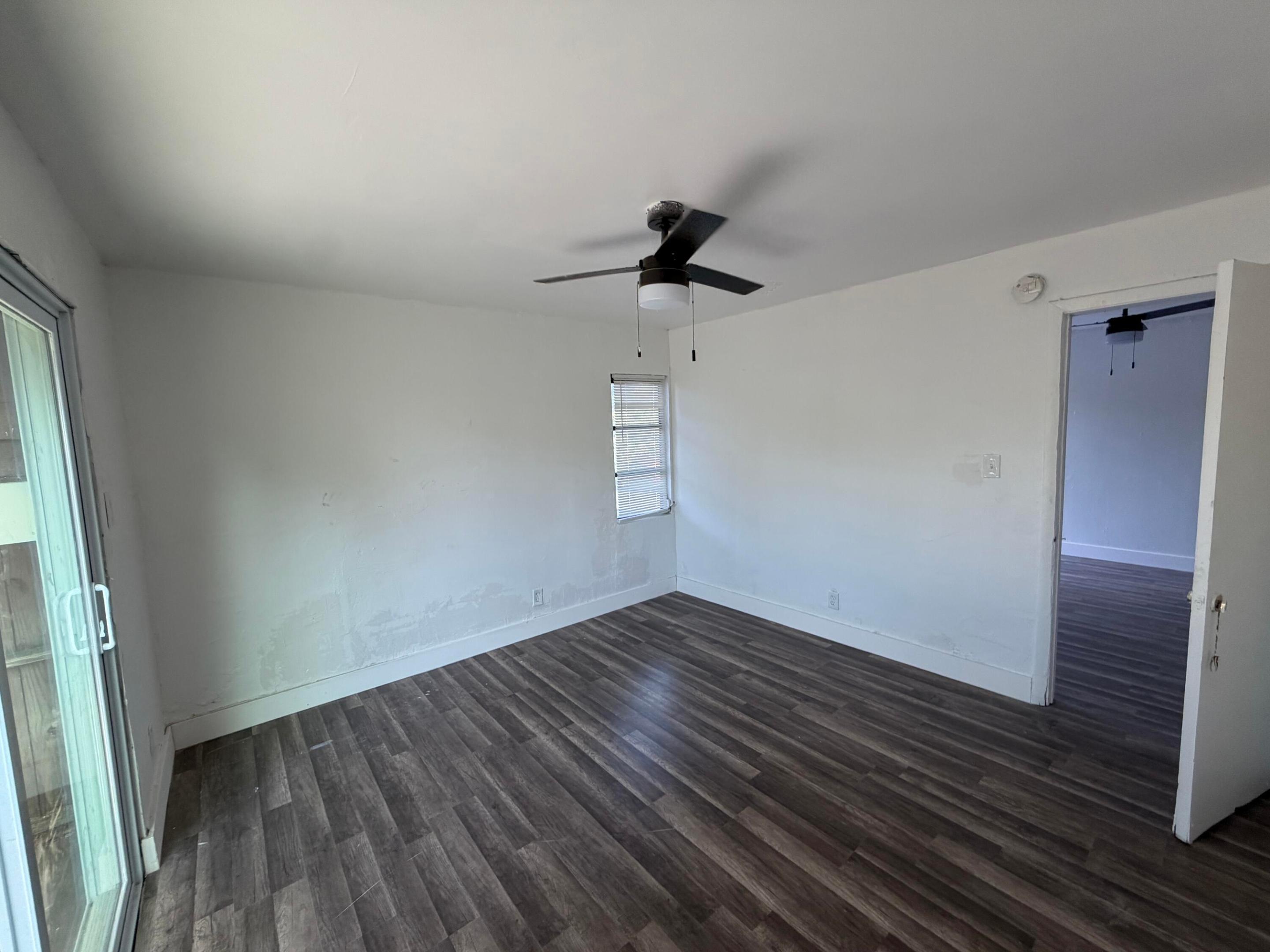 1303 Nw 8th Avenue Property Photo 9